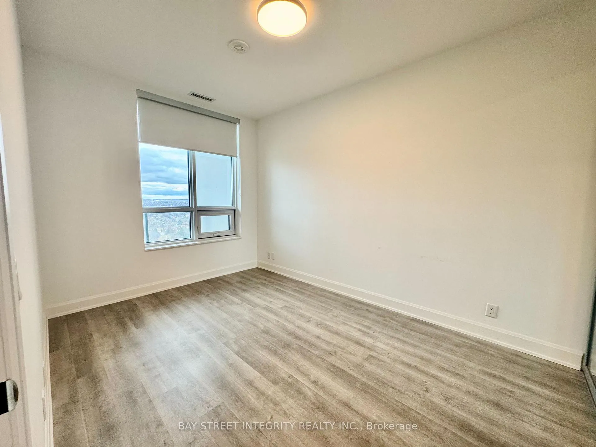 Photo 9 of Unit 2315, 12 Gandhi Lane, Markham, Commerce Valley — HOMEH