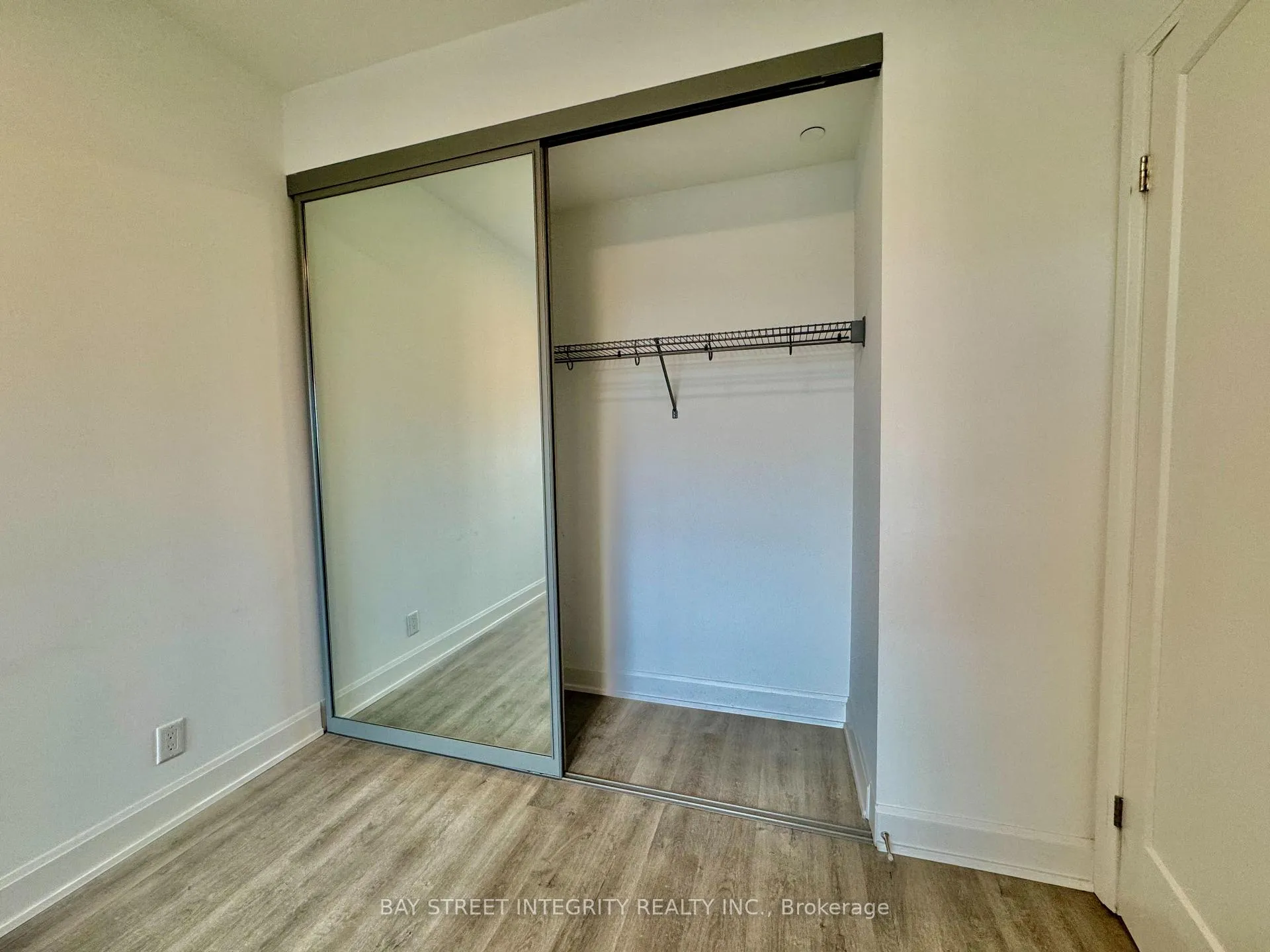 Photo 10 of Unit 2315, 12 Gandhi Lane, Markham, Commerce Valley — HOMEH