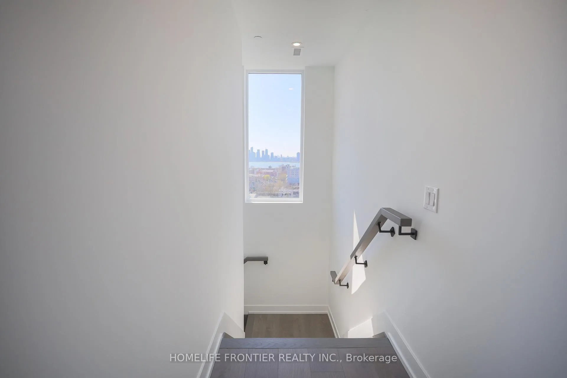 Photo 11 of Unit PH07, 270 Dufferin Street, Toronto, South Parkdale — HOMEH