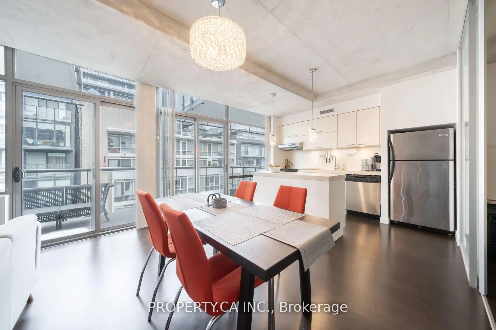 Photo 3 of Unit 817, 55 Stewart Street, Toronto, Waterfront Communities — HOMEH