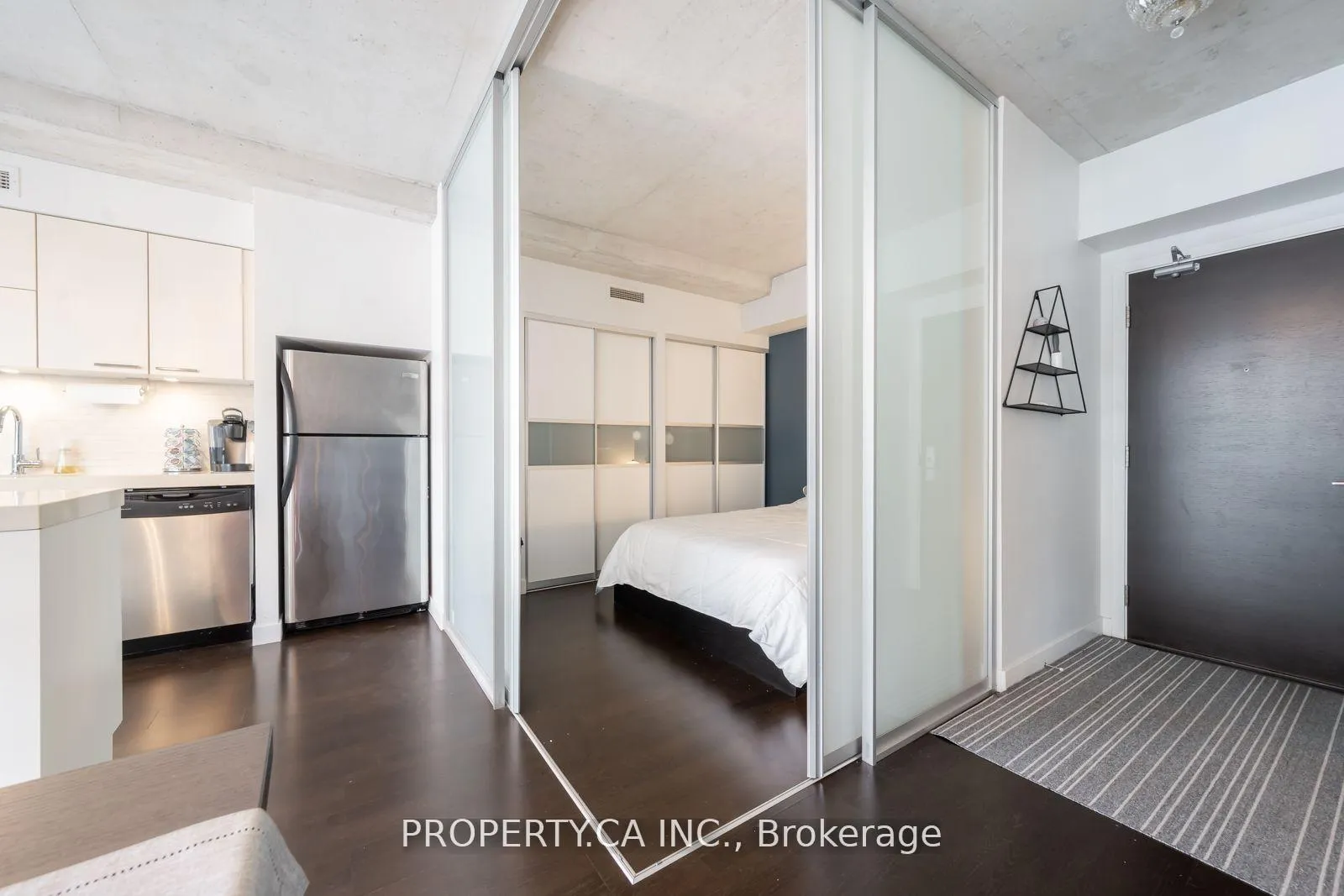 Photo 12 of Unit 817, 55 Stewart Street, Toronto, Waterfront Communities — HOMEH