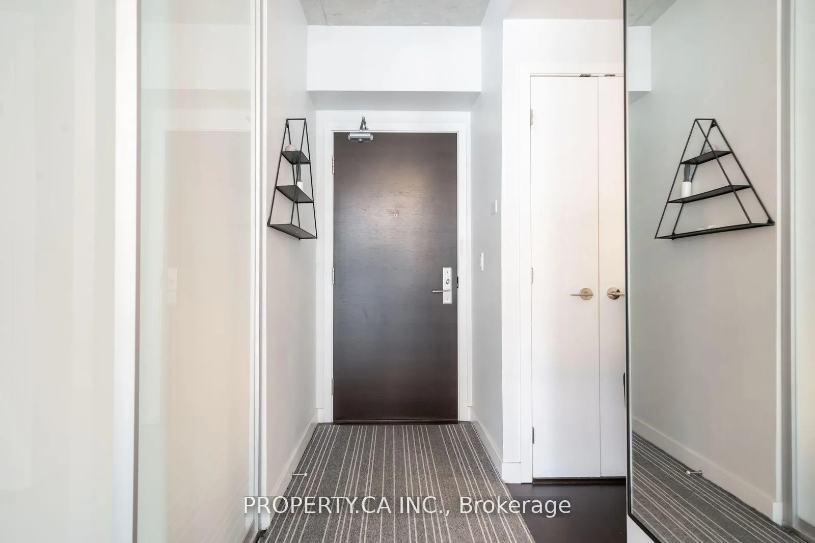 Photo 18 of Unit 817, 55 Stewart Street, Toronto, Waterfront Communities — HOMEH