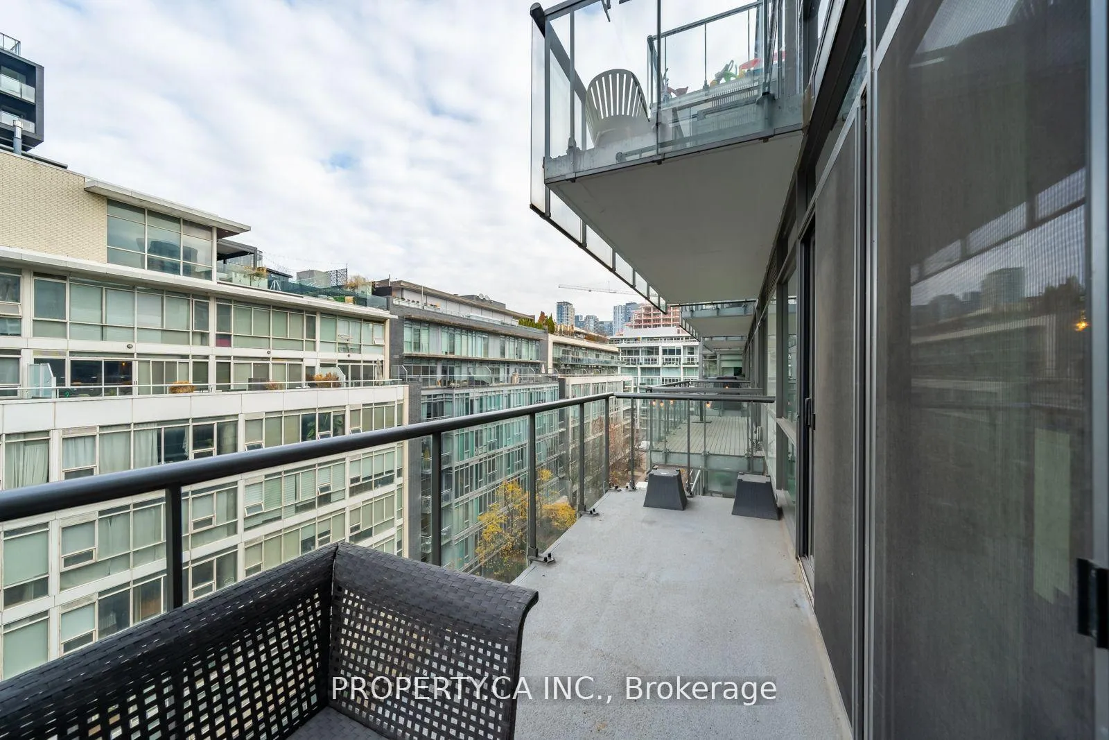 Photo 19 of Unit 817, 55 Stewart Street, Toronto, Waterfront Communities — HOMEH
