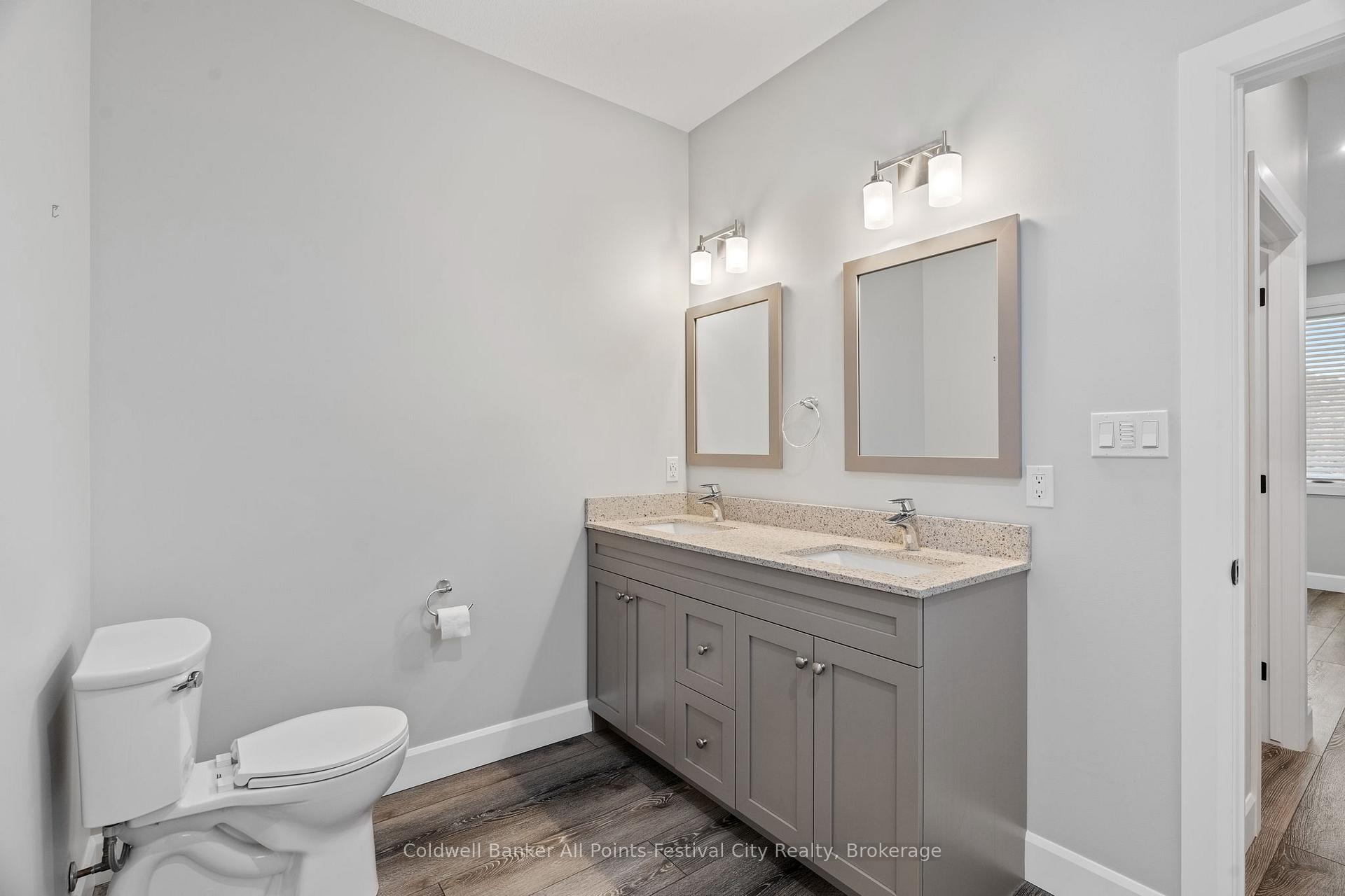 Photo 31 of 463 Warren Street, Goderich, Goderich (Town) — HOMEH