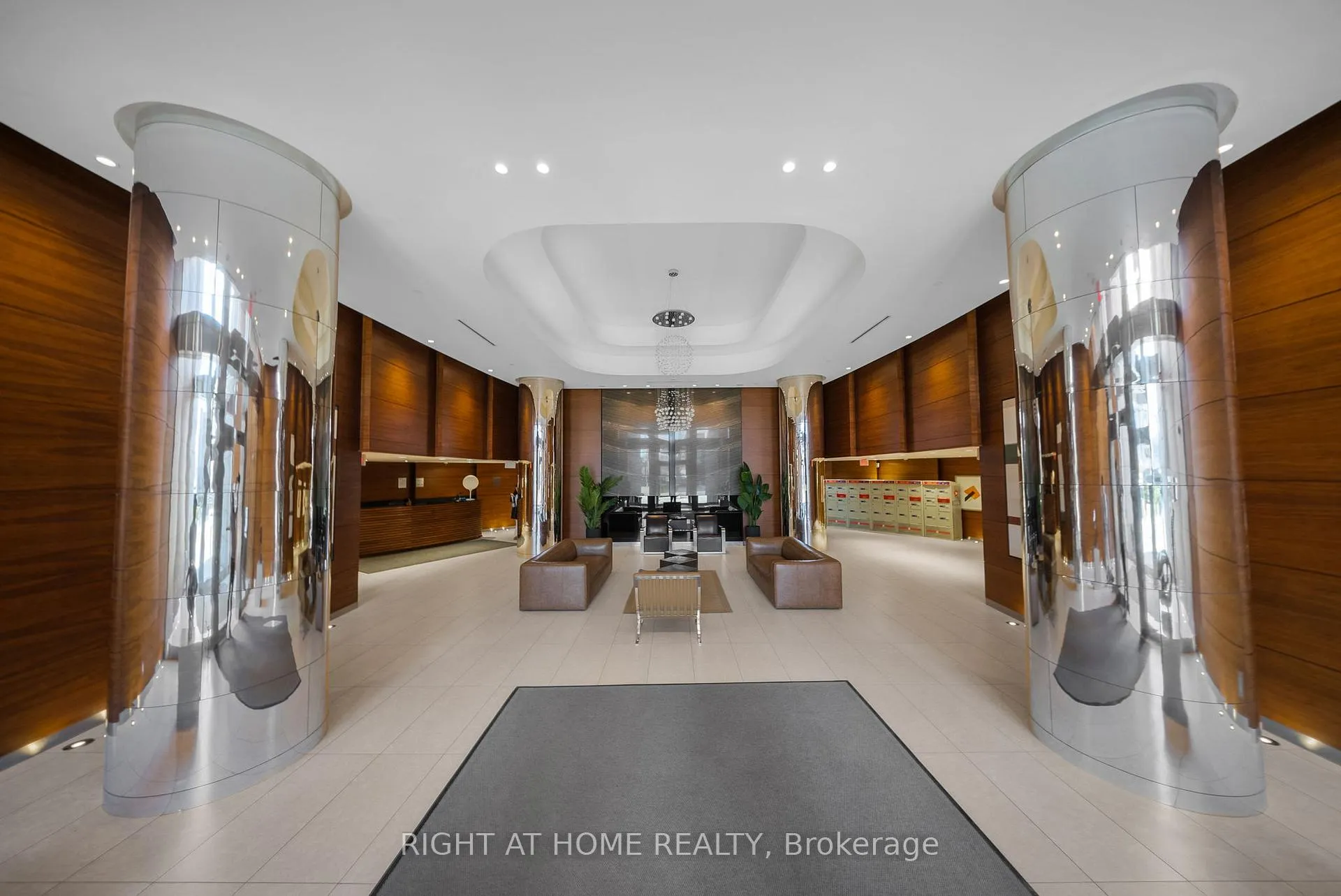 Photo 3 of Unit 2801, 5 Valhalla Inn Road, Etobicoke, Islington-City Centre West — HOMEH