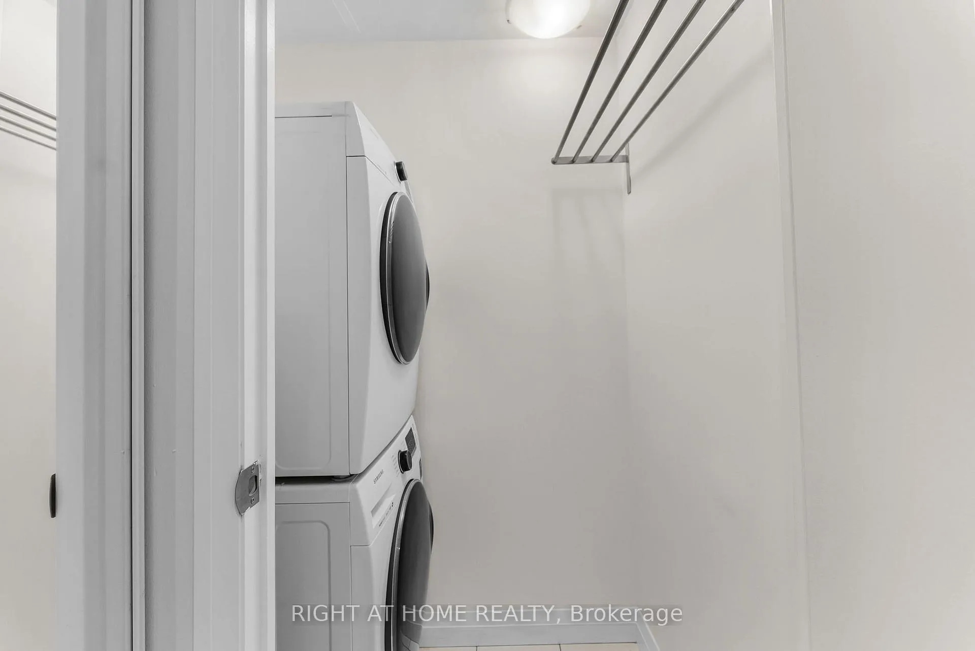 Photo 27 of Unit 2801, 5 Valhalla Inn Road, Etobicoke, Islington-City Centre West — HOMEH