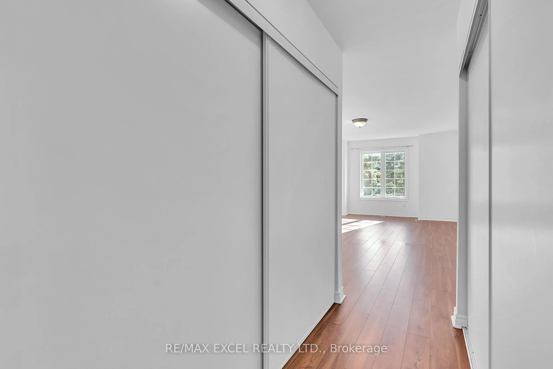 Photo 14 of Unit 16, 23 St Moritz Way, Markham, Unionville — HOMEH