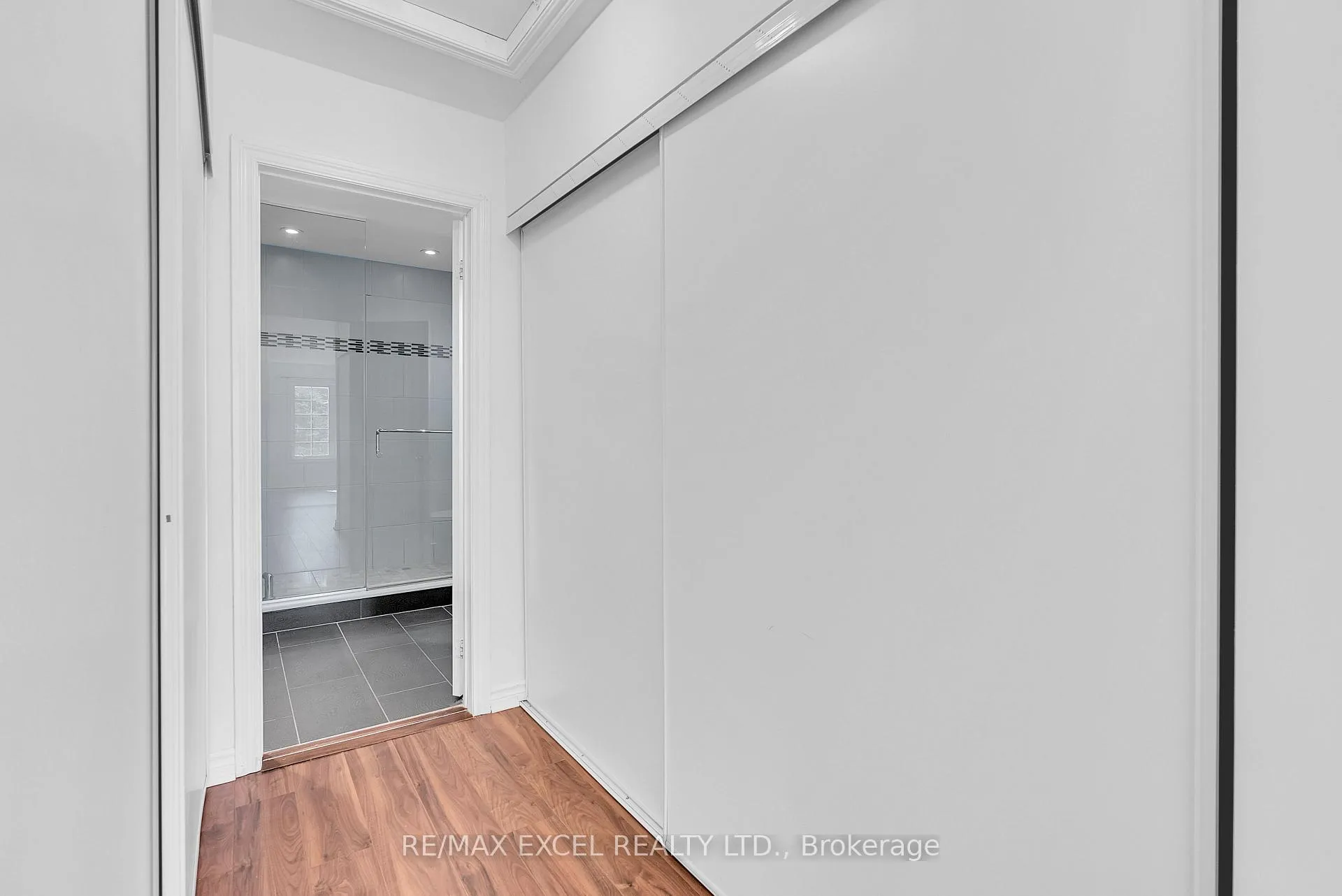 Photo 15 of Unit 16, 23 St Moritz Way, Markham, Unionville — HOMEH
