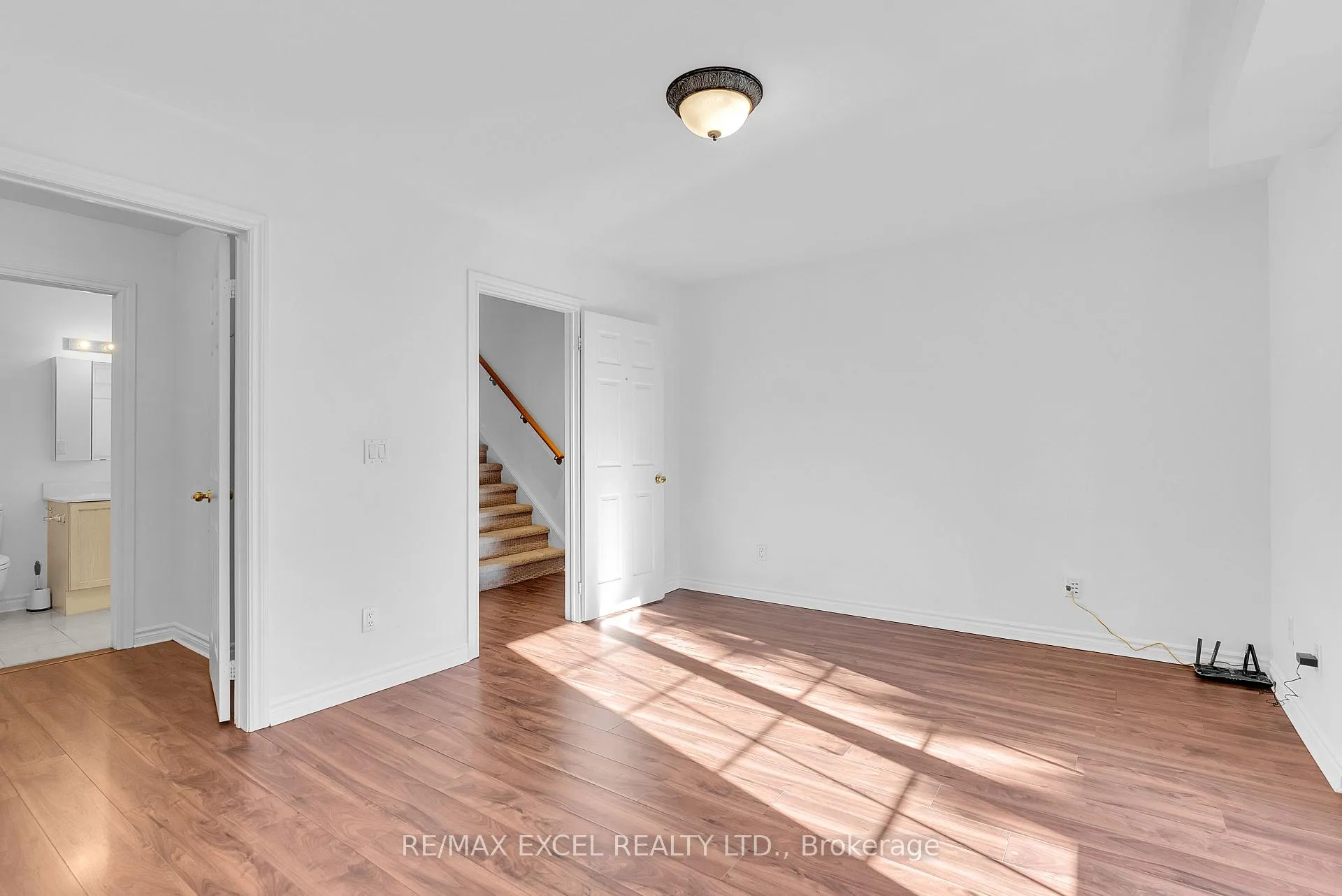 Photo 20 of Unit 16, 23 St Moritz Way, Markham, Unionville — HOMEH