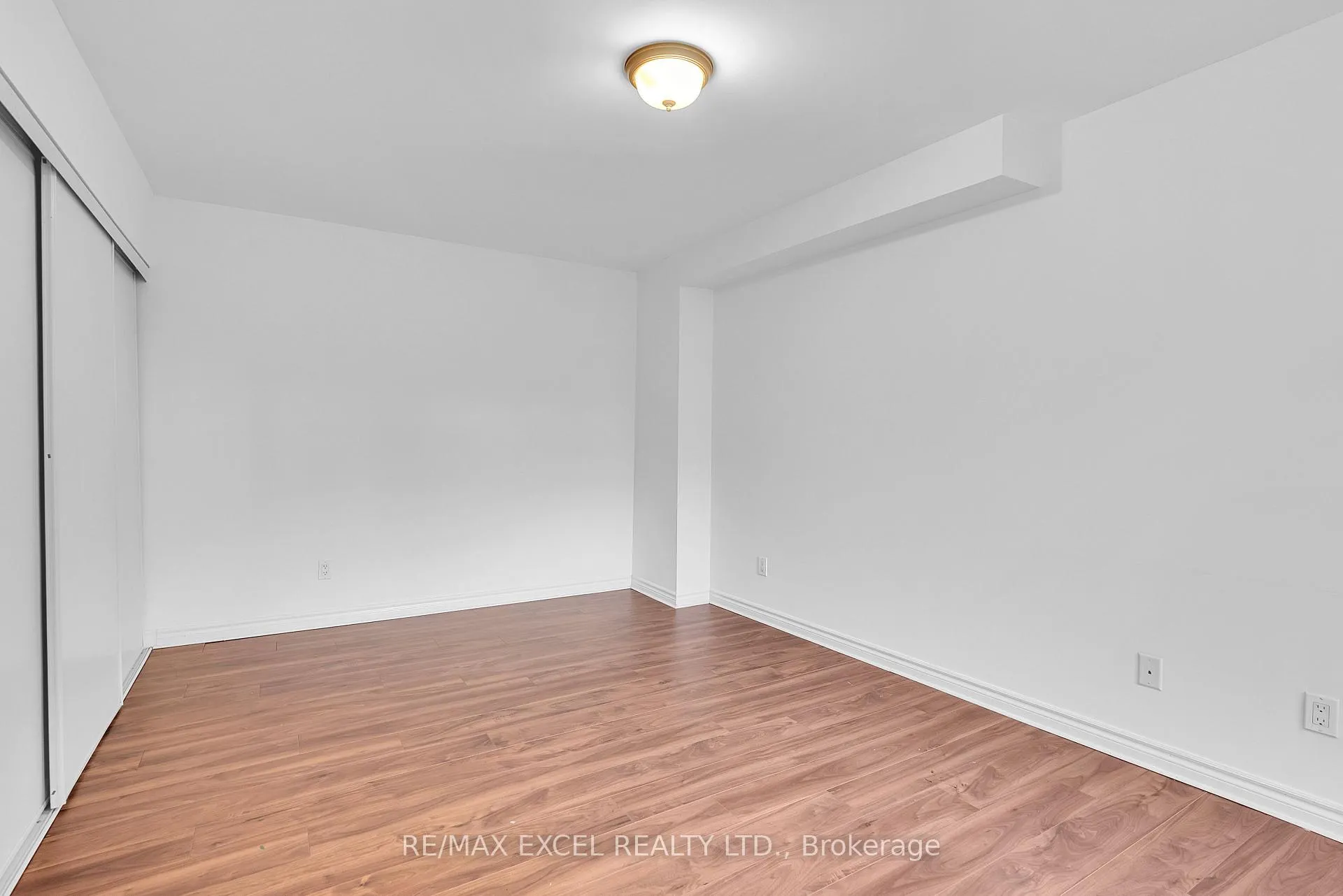 Photo 26 of Unit 16, 23 St Moritz Way, Markham, Unionville — HOMEH