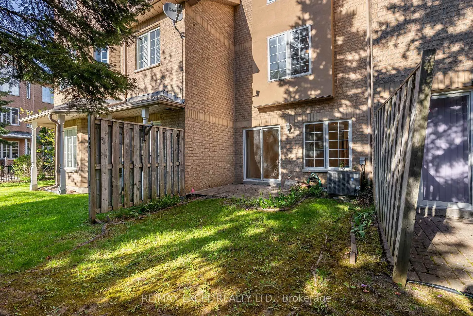 Photo 35 of Unit 16, 23 St Moritz Way, Markham, Unionville — HOMEH