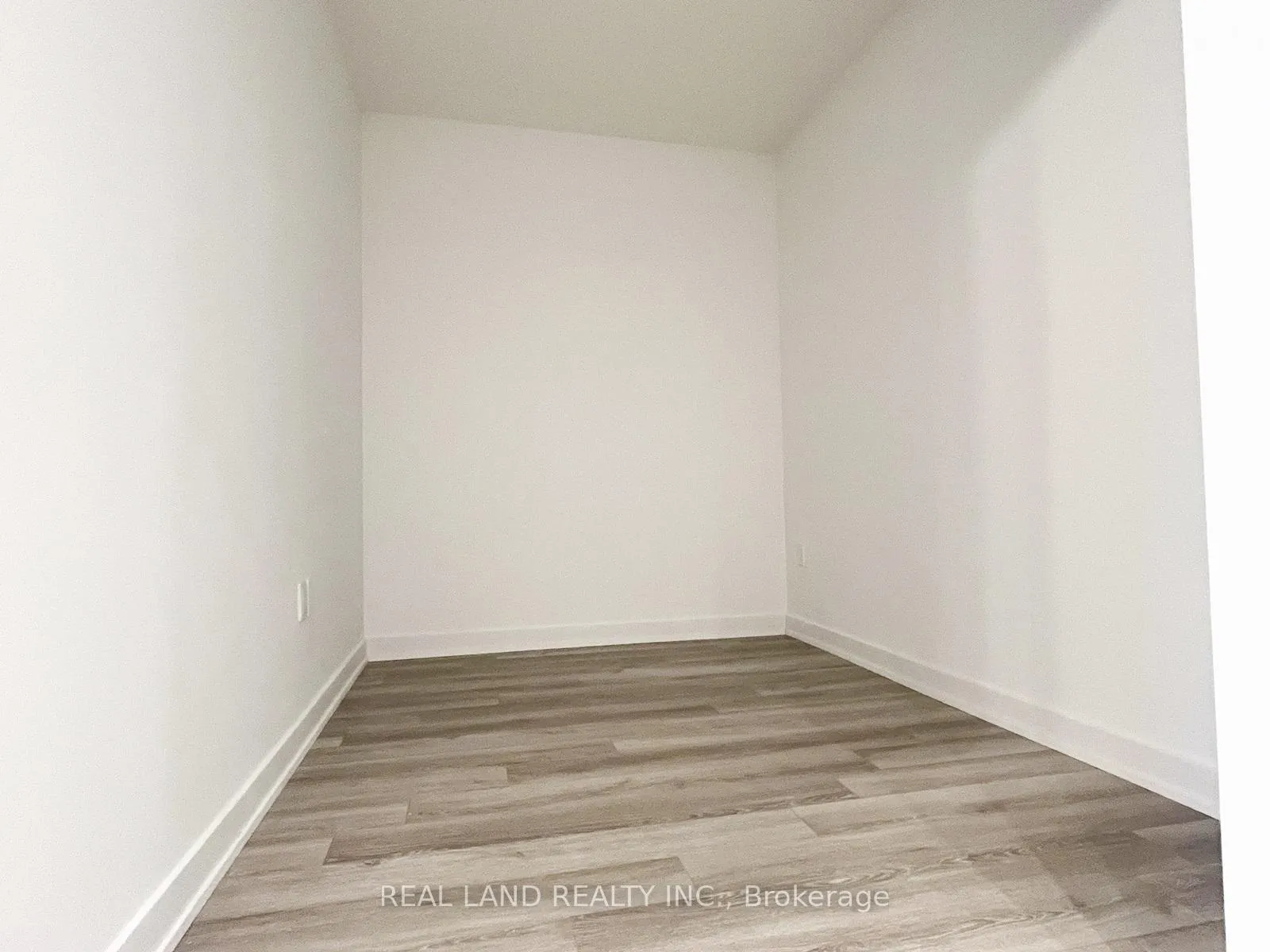 Photo 16 of Unit 3210, 238 Simcoe Street, Toronto, University — HOMEH