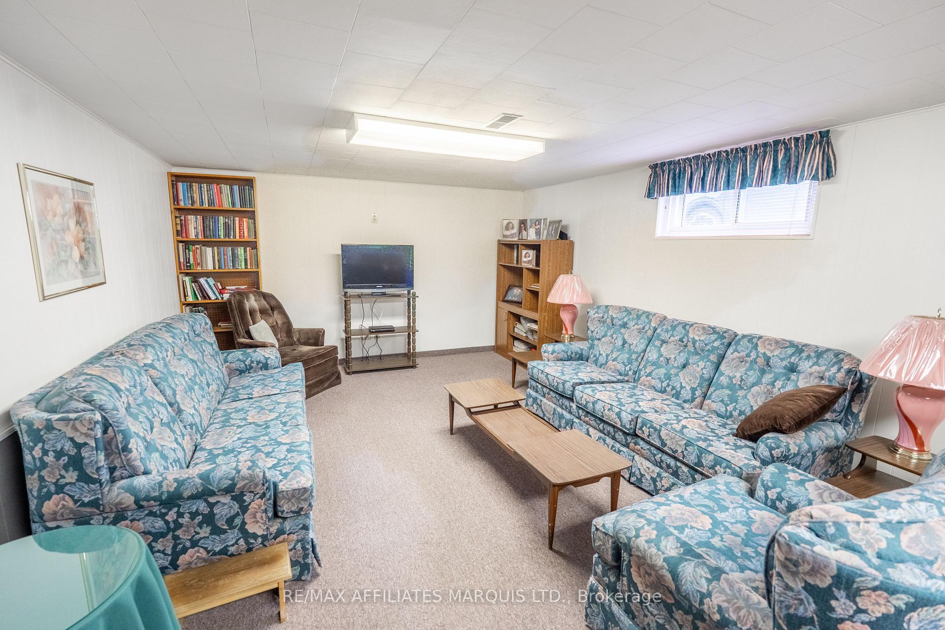 Photo 13 of 1491 Holy Cross Boulevard, Cornwall — HOMEH
