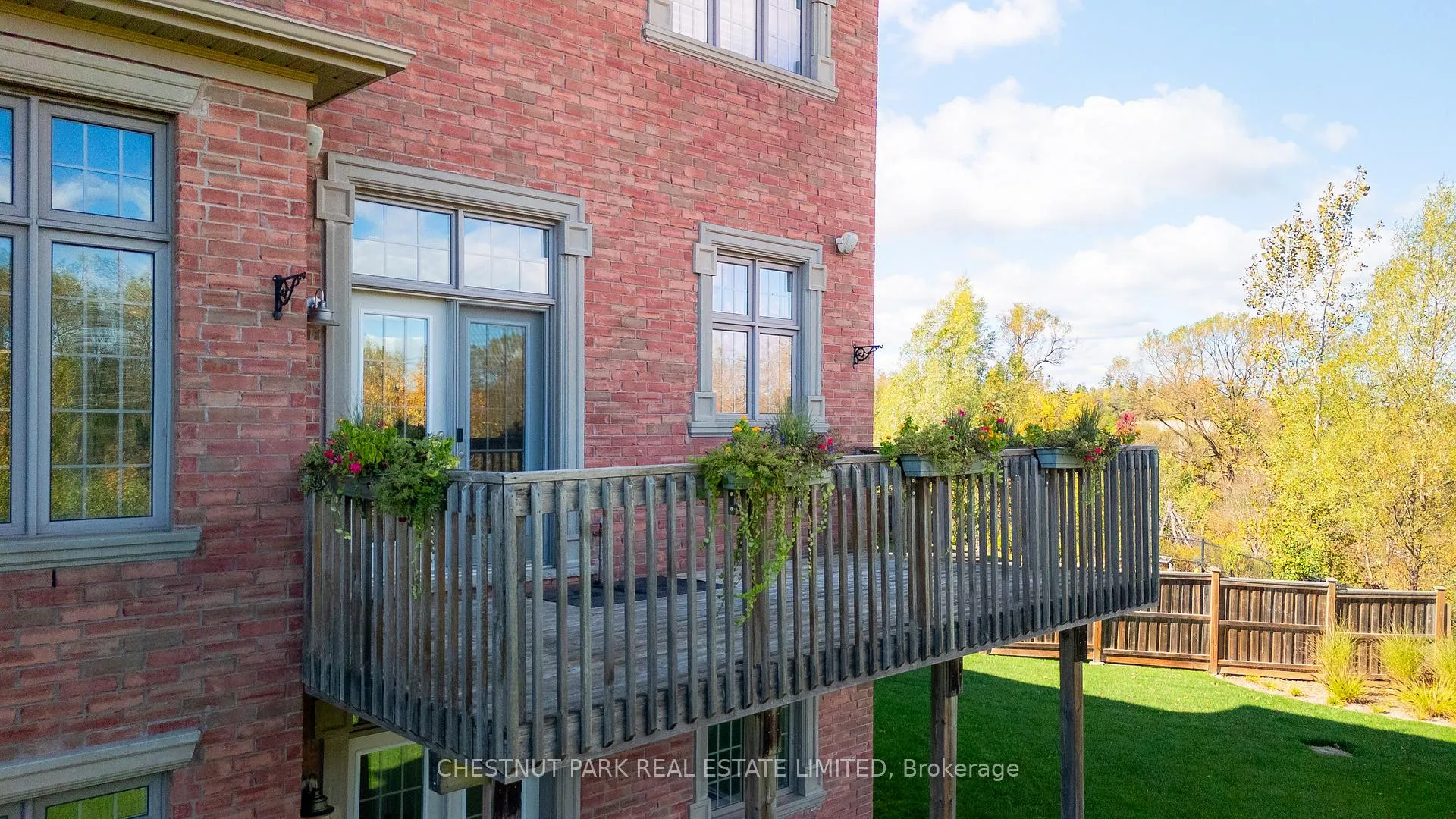 Photo 38 of 22 Alex Campbell Crescent, King, King City — HOMEH