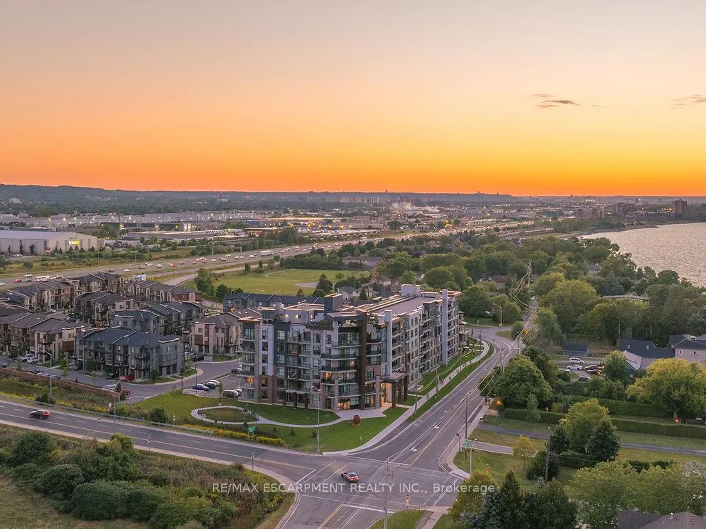 Photo 36 of Unit 508, 600 North Service Road, Hamilton, Stoney Creek — HOMEH
