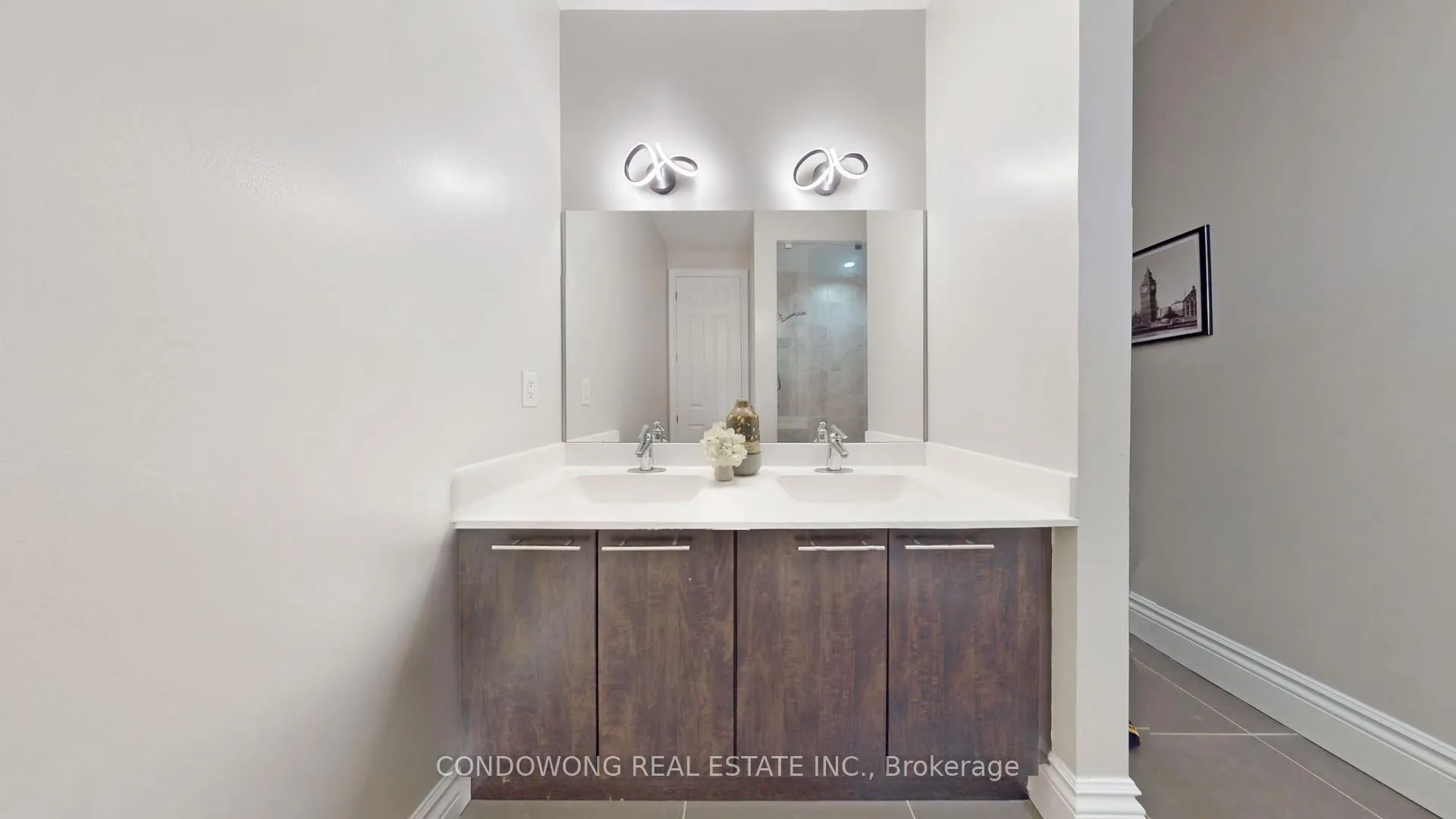 Photo 15 of Unit UPH12, 37 Galleria Parkway, Markham, Commerce Valley — HOMEH