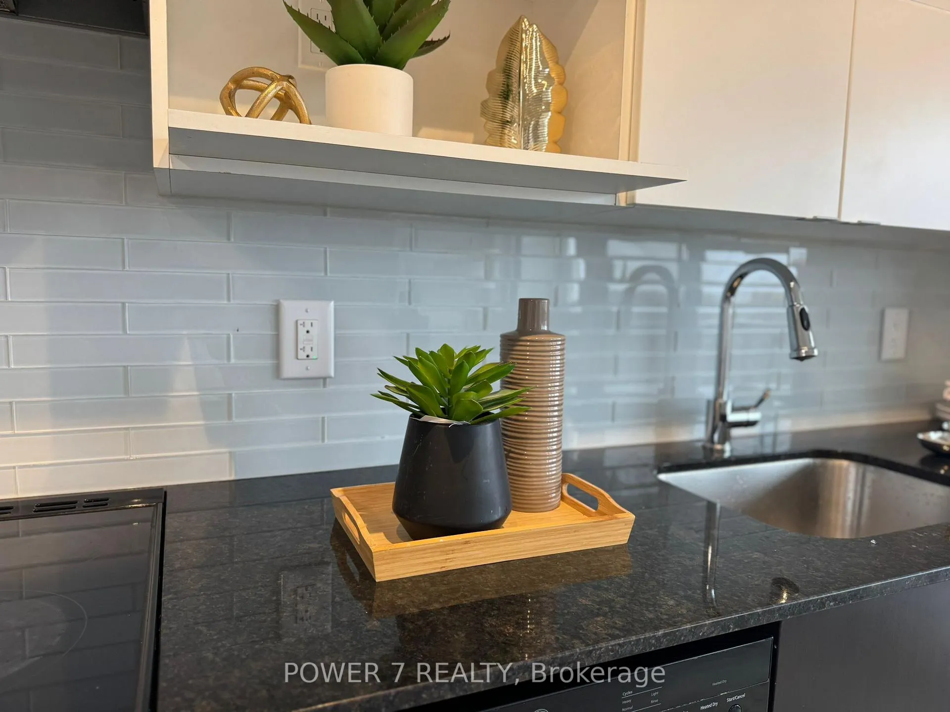 Photo 11 of Unit 614, 120 Varna Drive, Toronto, Englemount-Lawrence — HOMEH