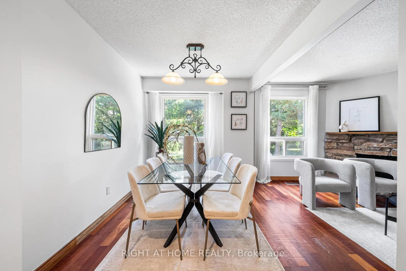 Photo 14 of 8 Kindale Way, Markham, Thornhill — HOMEH