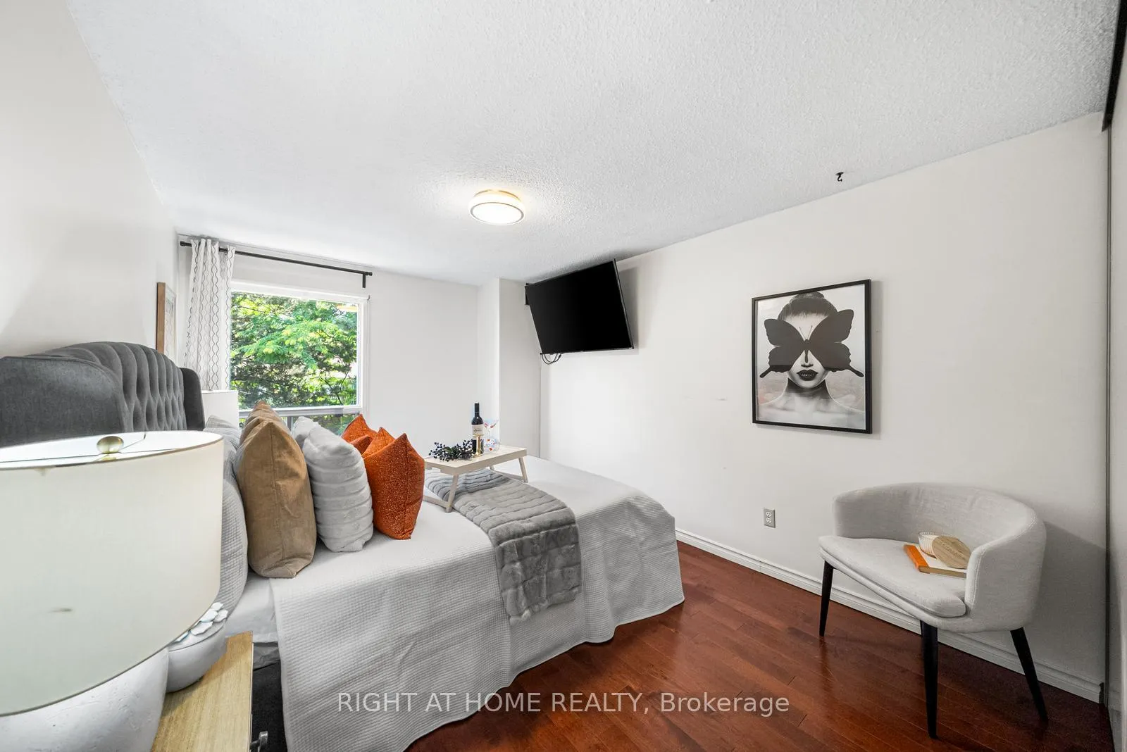 Photo 22 of 8 Kindale Way, Markham, Thornhill — HOMEH