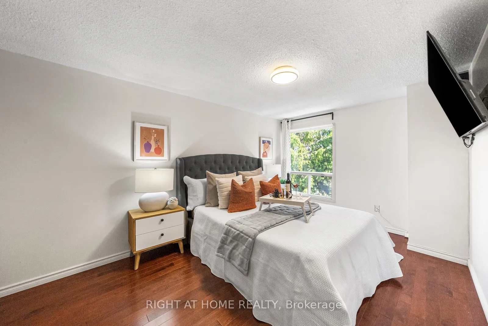 Photo 23 of 8 Kindale Way, Markham, Thornhill — HOMEH