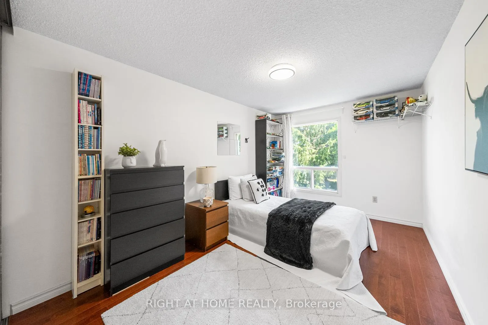 Photo 24 of 8 Kindale Way, Markham, Thornhill — HOMEH