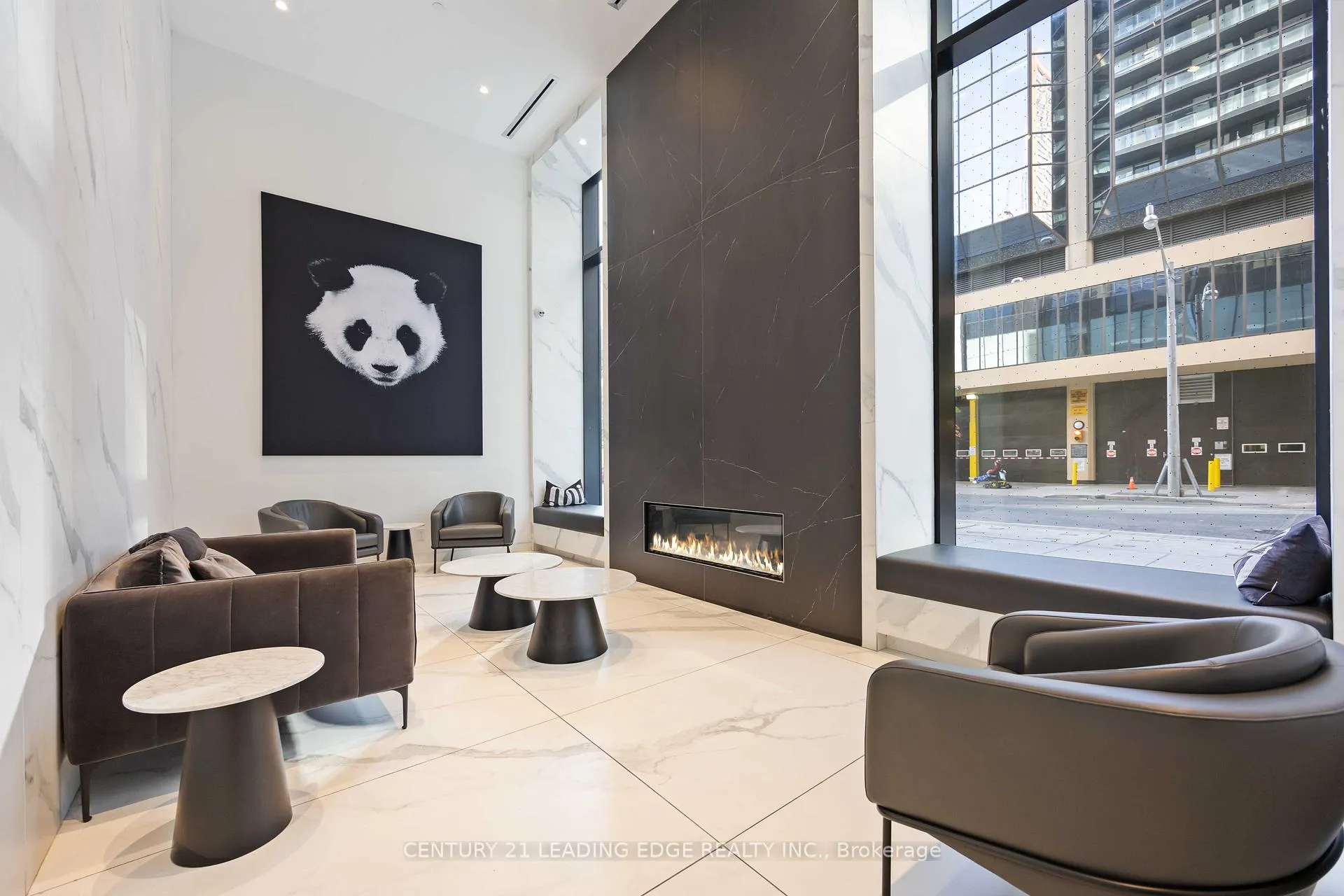 Photo 4 of Unit 2705, 20 Edward Street, Toronto, Bay Street Corridor — HOMEH