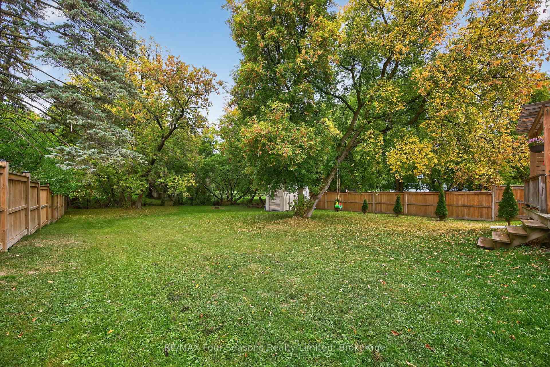 Photo 5 of 210 Brock Street, Clearview, Stayner — HOMEH