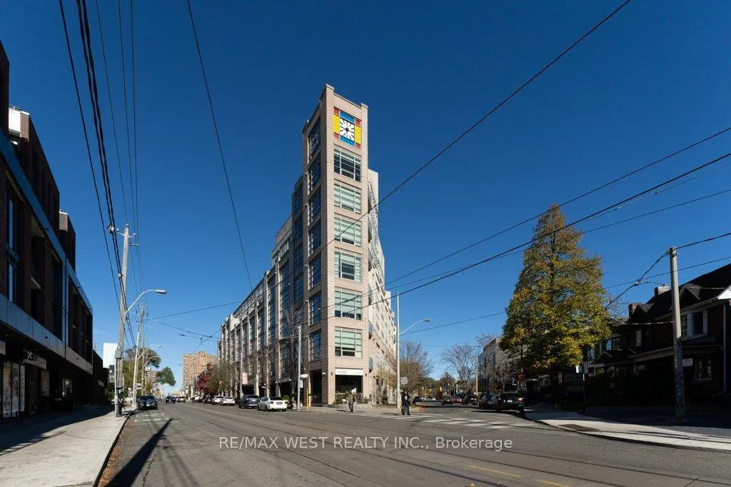Front of Unit 503, 437 Roncesvalles Avenue