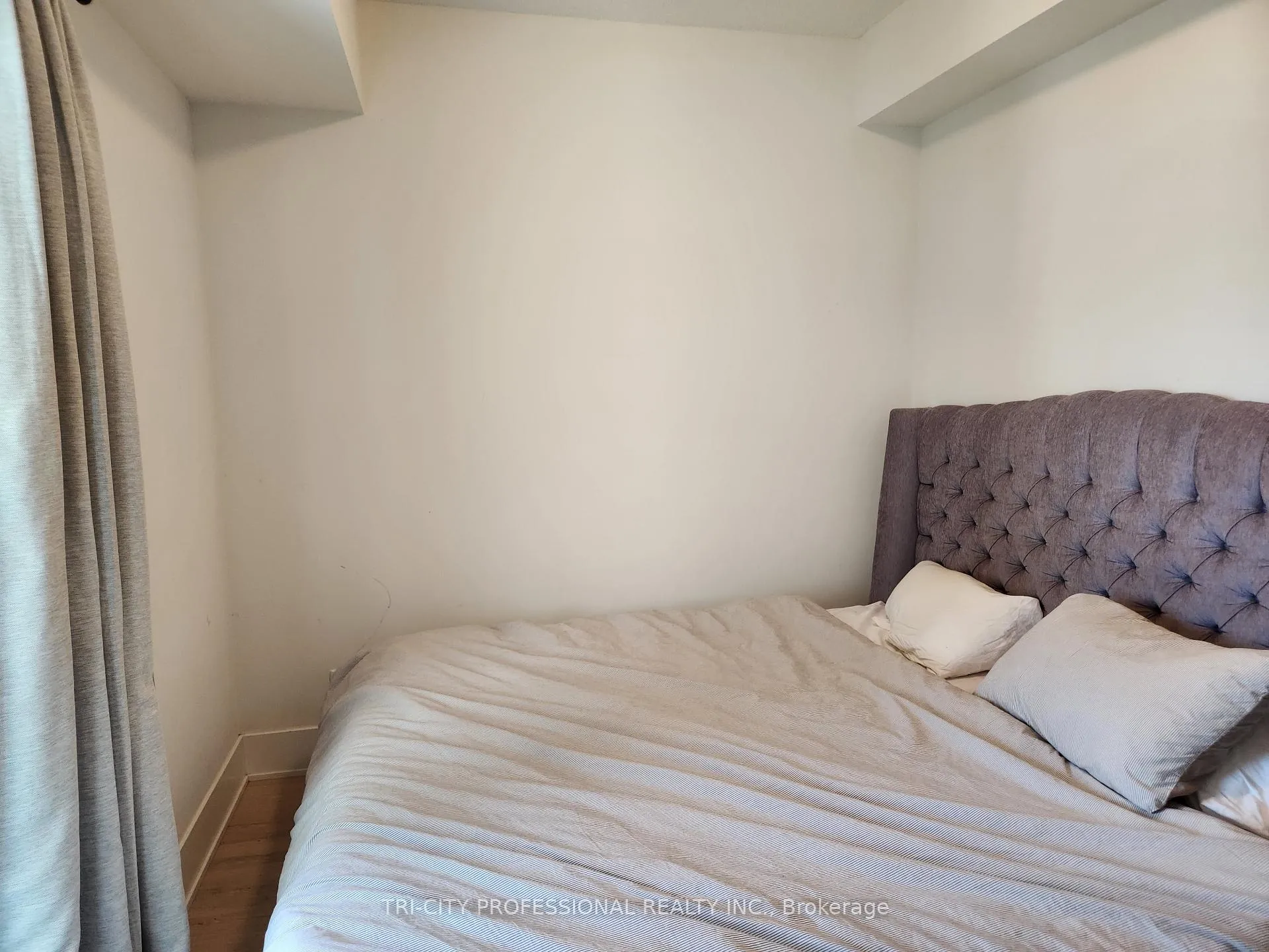 Photo 3 of Unit 402, 65 Yorkland Boulevard, Brampton, Goreway Drive Corridor — HOMEH