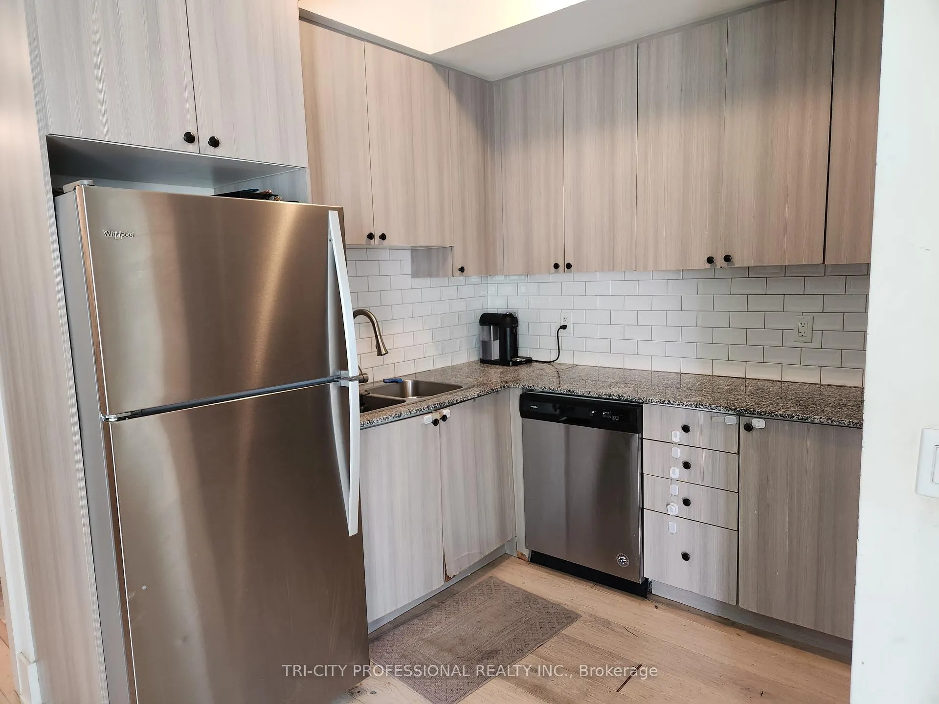 Photo 13 of Unit 402, 65 Yorkland Boulevard, Brampton, Goreway Drive Corridor — HOMEH