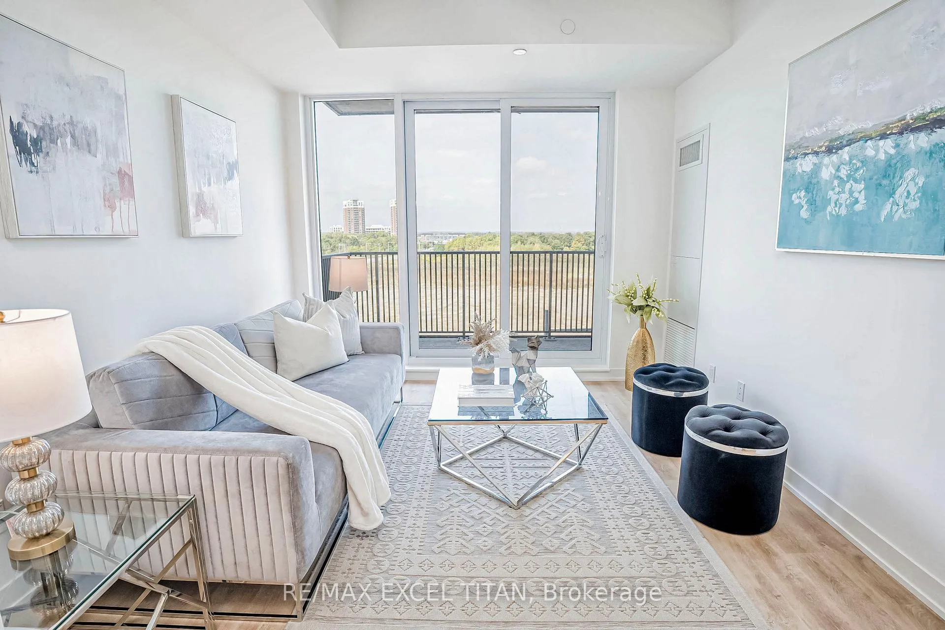 Photo 10 of Unit 411, 38 Simcoe Promenade, Markham, Unionville — HOMEH
