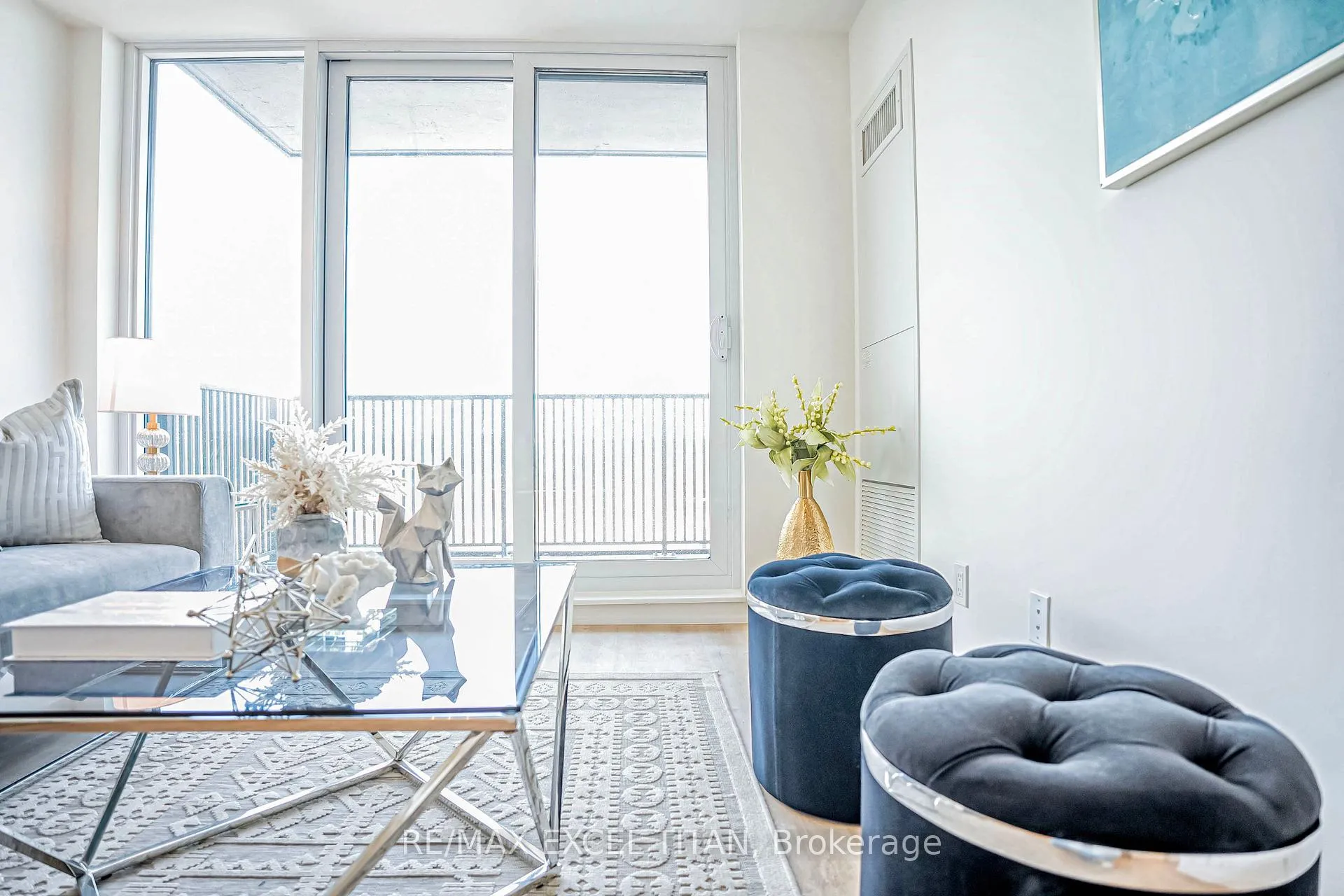 Photo 12 of Unit 411, 38 Simcoe Promenade, Markham, Unionville — HOMEH