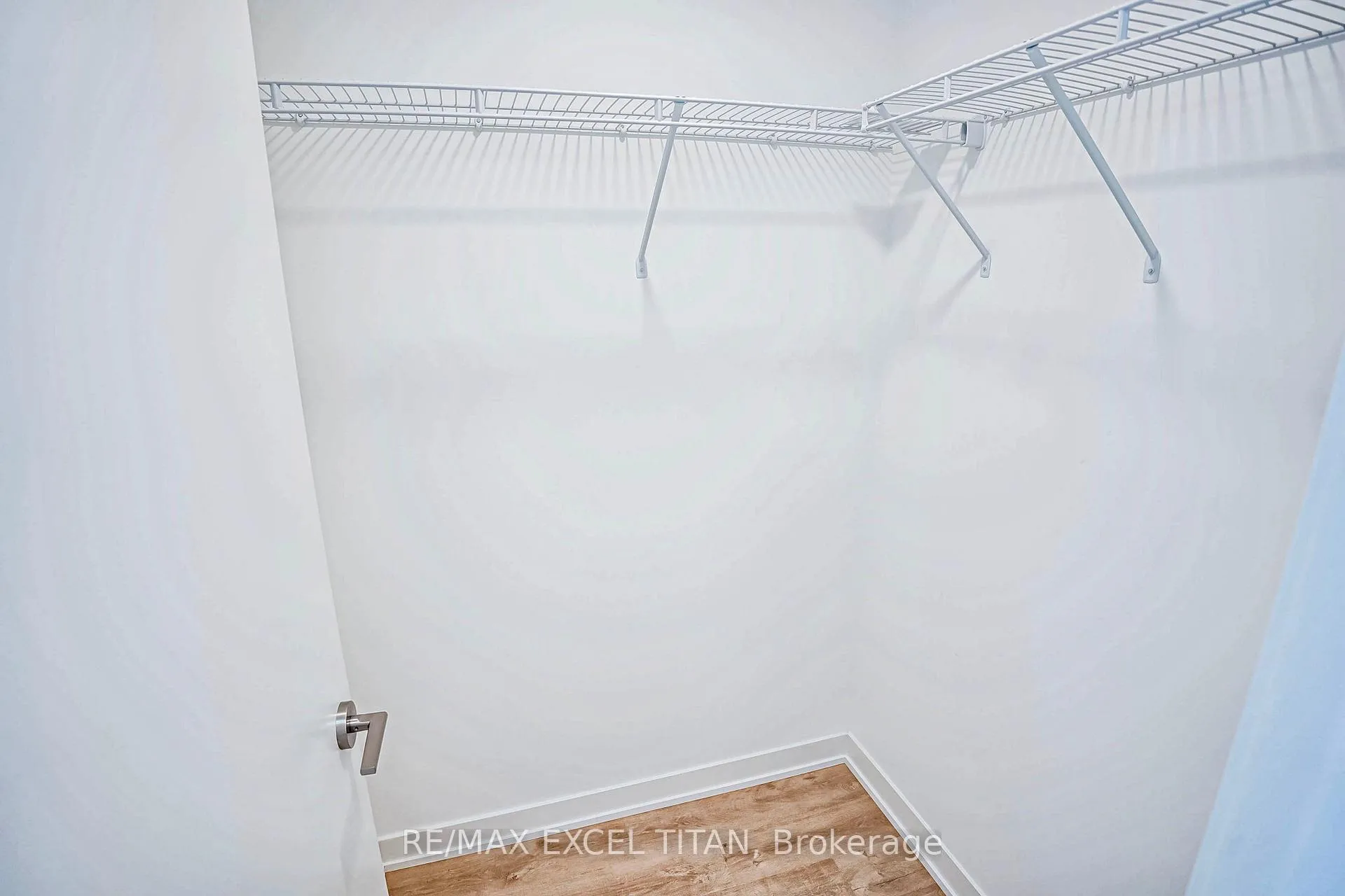 Photo 24 of Unit 411, 38 Simcoe Promenade, Markham, Unionville — HOMEH