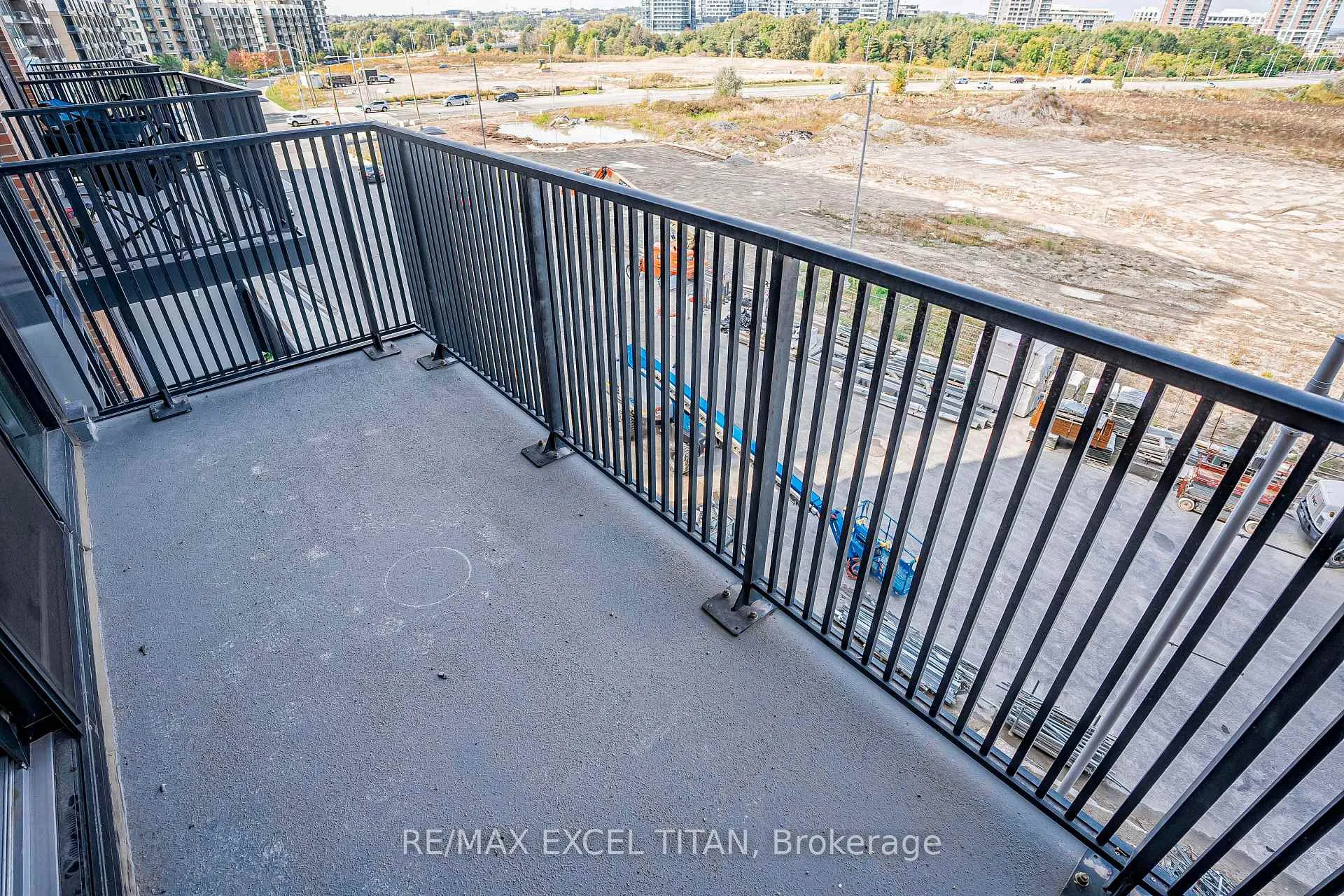 Photo 35 of Unit 411, 38 Simcoe Promenade, Markham, Unionville — HOMEH