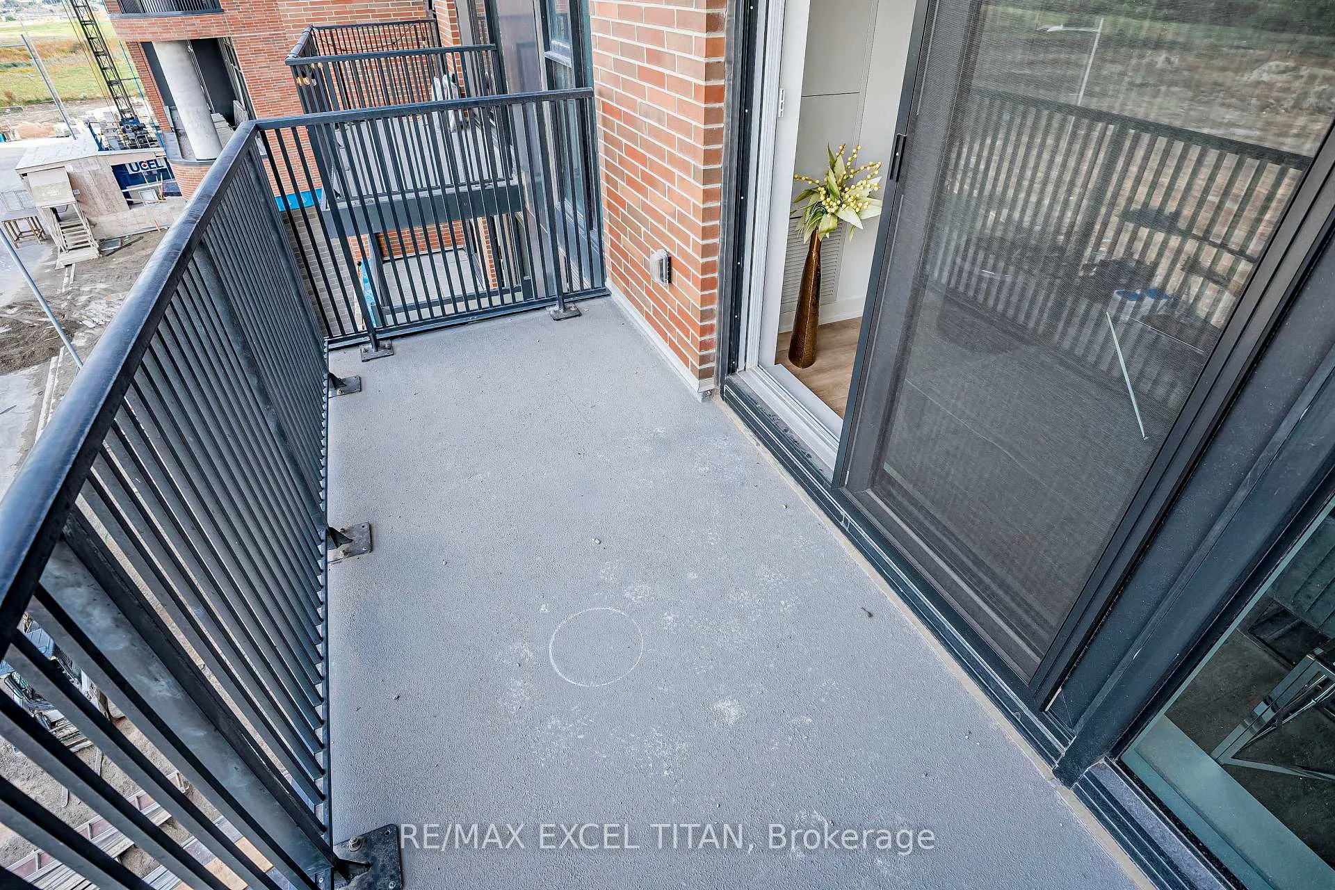 Photo 36 of Unit 411, 38 Simcoe Promenade, Markham, Unionville — HOMEH