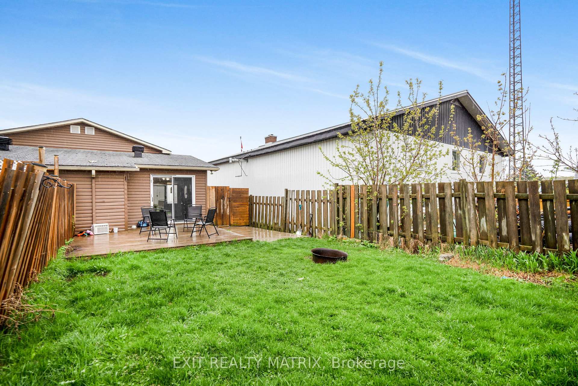 Photo 20 of Unit B, 72 Boyd Street, Champlain, Vankleek Hill — HOMEH