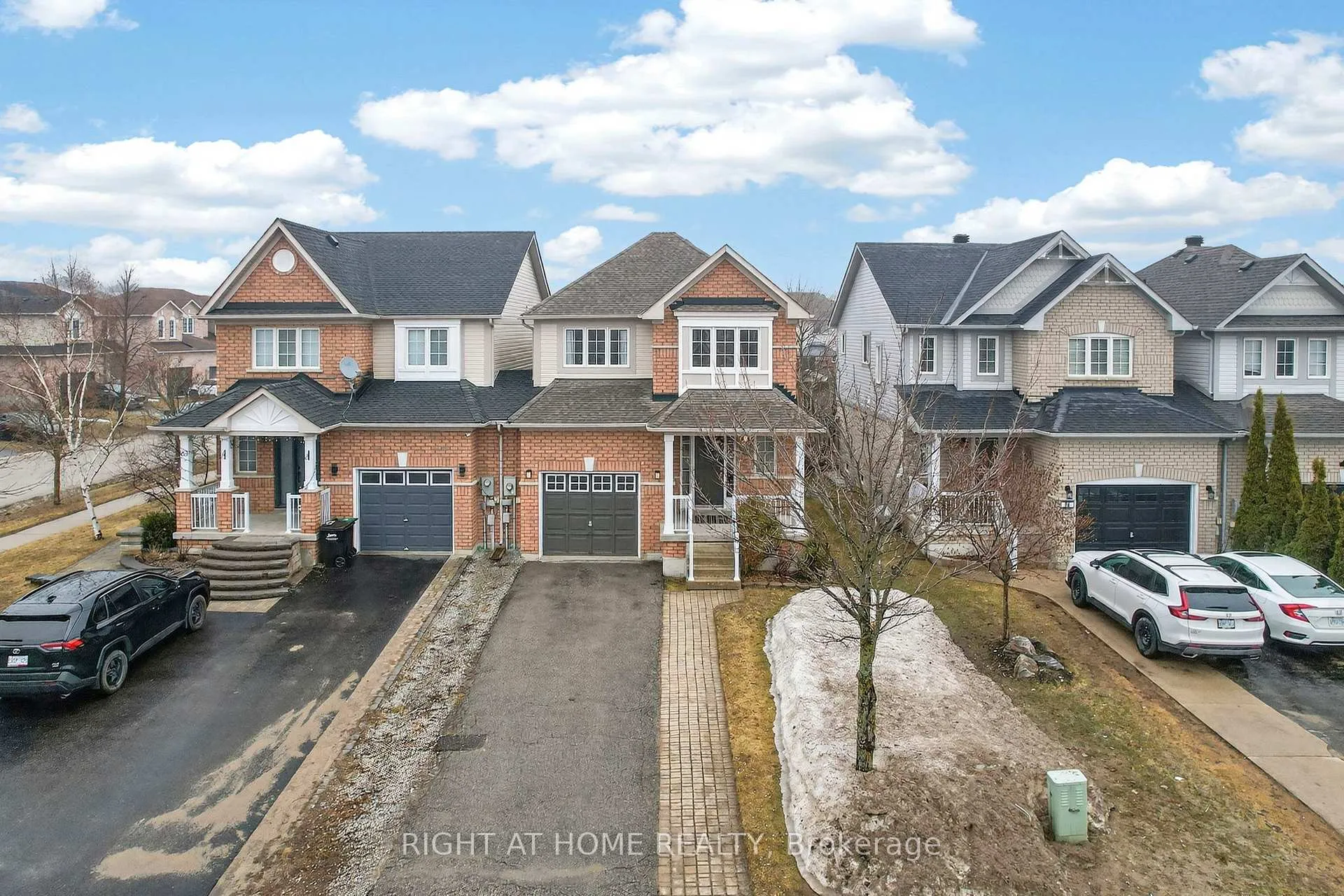 Photo 4 of 65 Bird Street, Barrie, Edgehill Drive — HOMEH