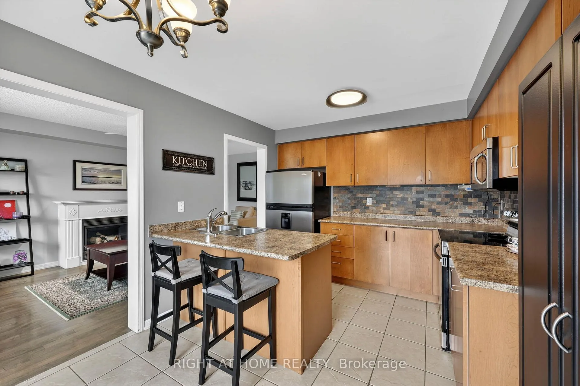 Photo 9 of 65 Bird Street, Barrie, Edgehill Drive — HOMEH