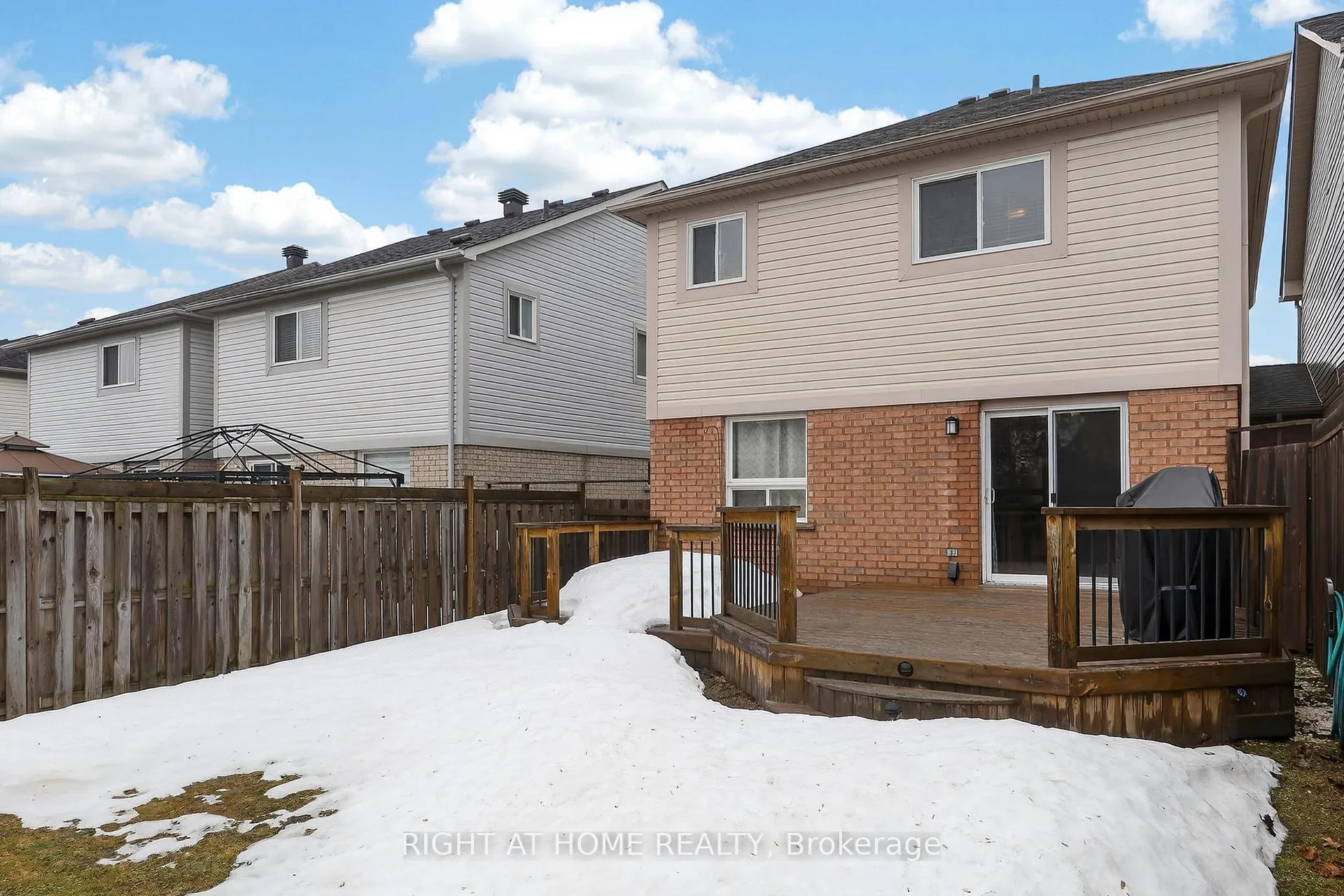 Photo 30 of 65 Bird Street, Barrie, Edgehill Drive — HOMEH
