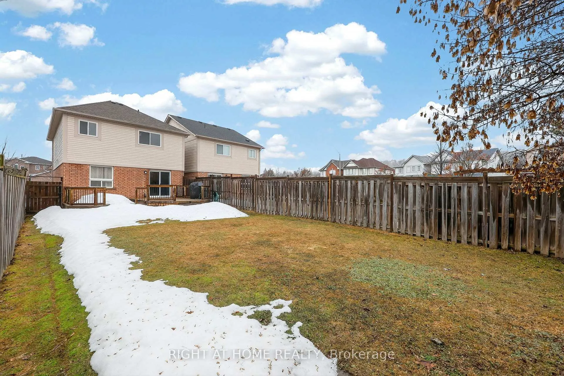 Photo 33 of 65 Bird Street, Barrie, Edgehill Drive — HOMEH