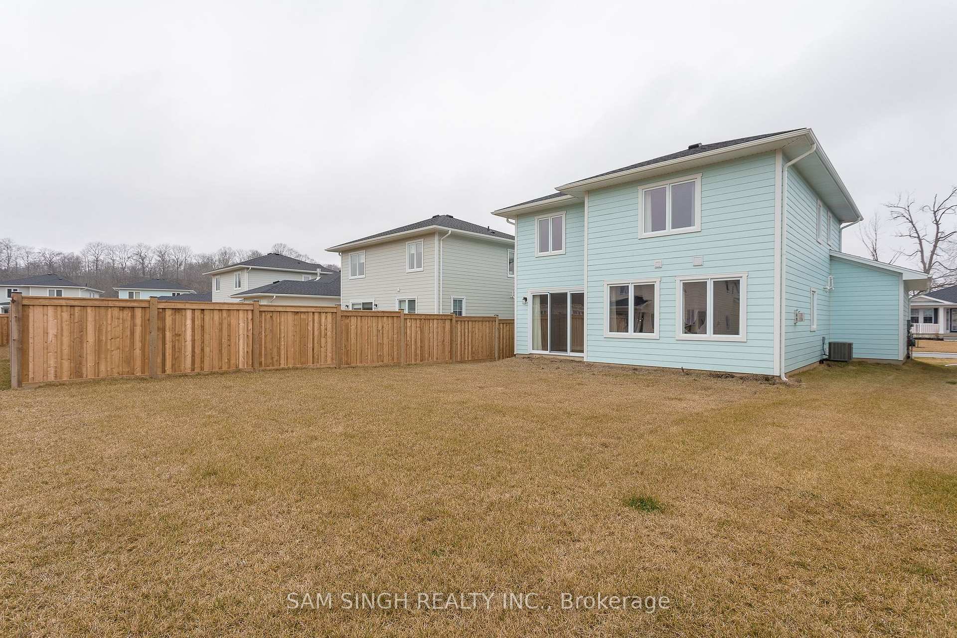 Photo 37 of 110 Sandcastle Key Drive, Central Elgin, Rural Central Elgin — HOMEH