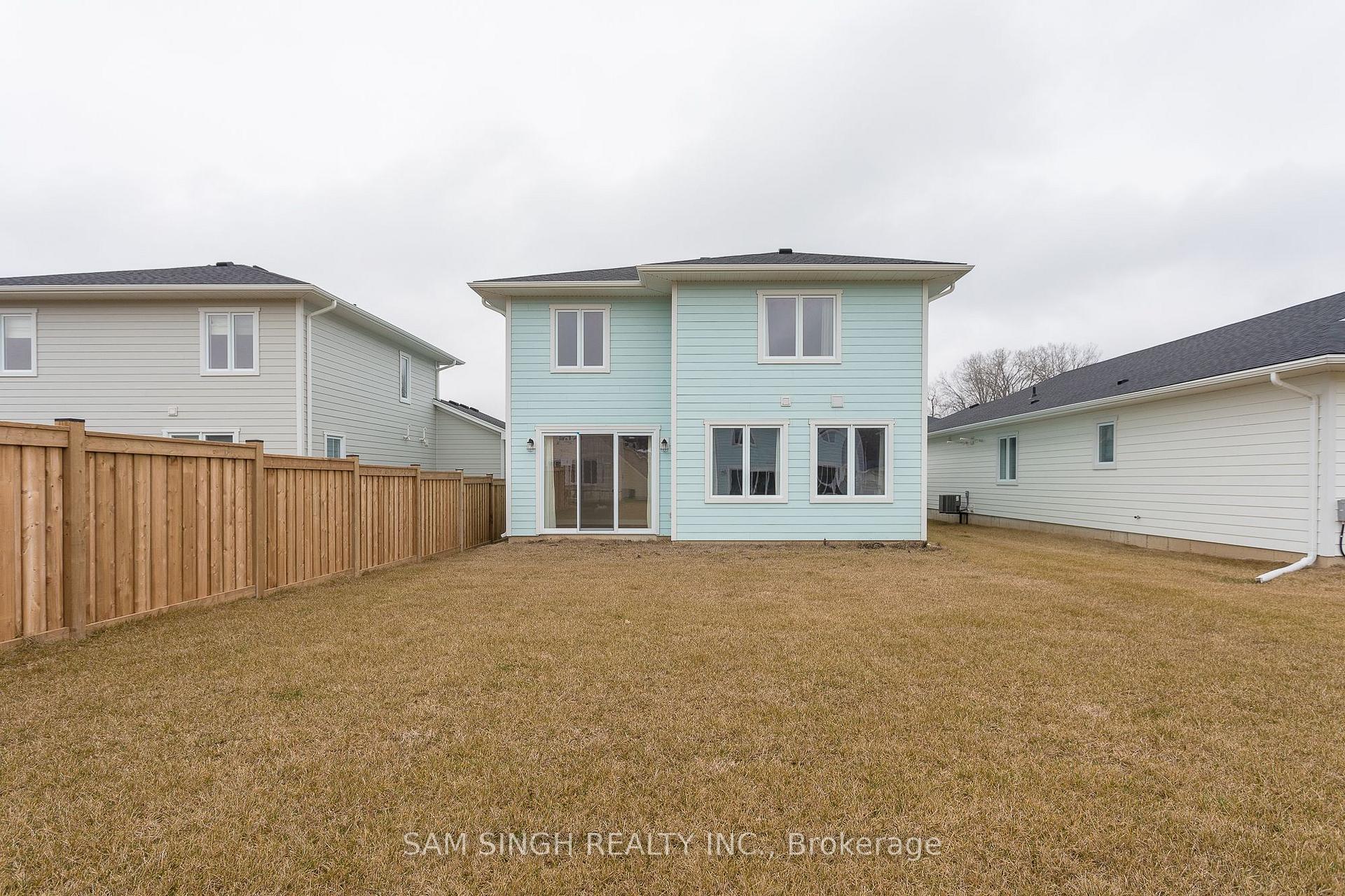 Photo 38 of 110 Sandcastle Key Drive, Central Elgin, Rural Central Elgin — HOMEH