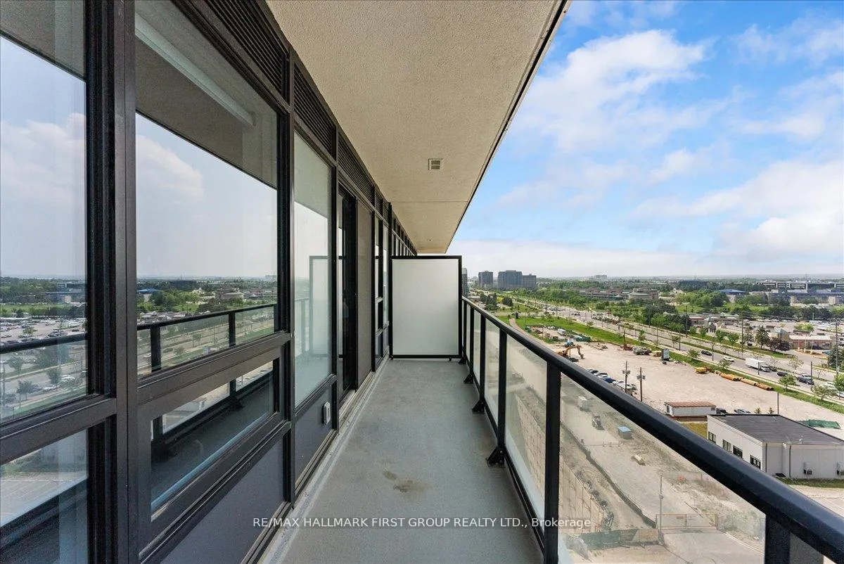 Photo 19 of Unit 1608, 8 Water Walk Drive, Markham, Unionville — HOMEH