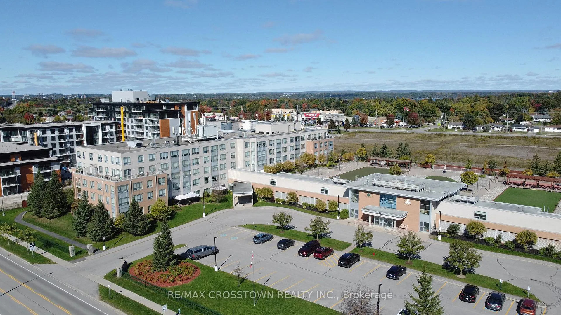 Front of Unit 412, 90 Dean Avenue