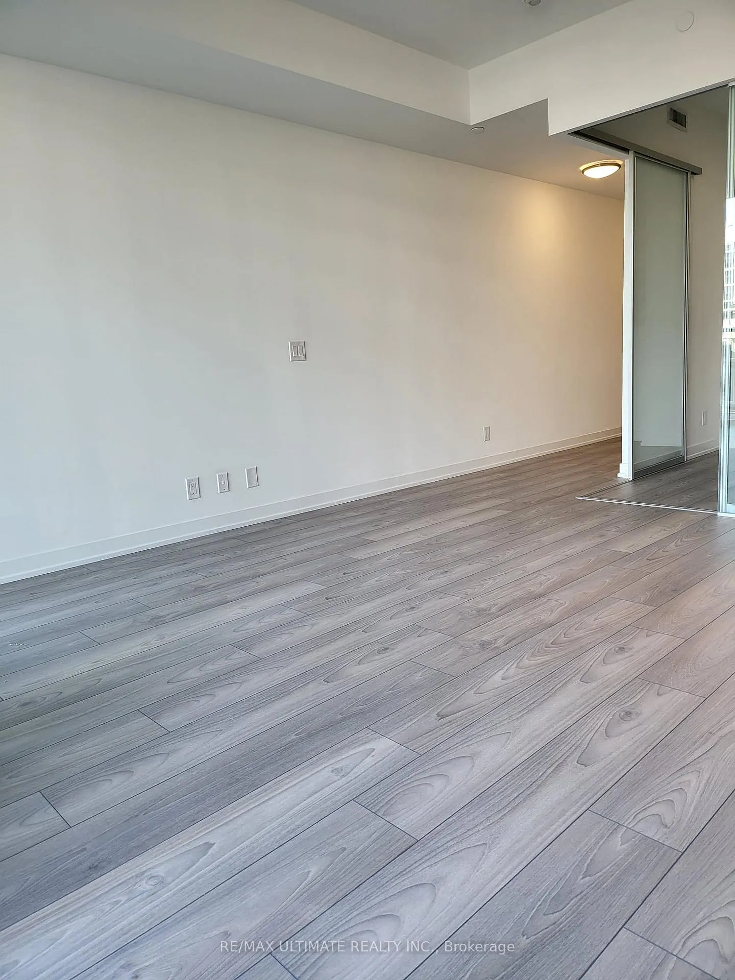 Photo 8 of Unit 304, 285 Dufferin Street, Toronto, South Parkdale — HOMEH