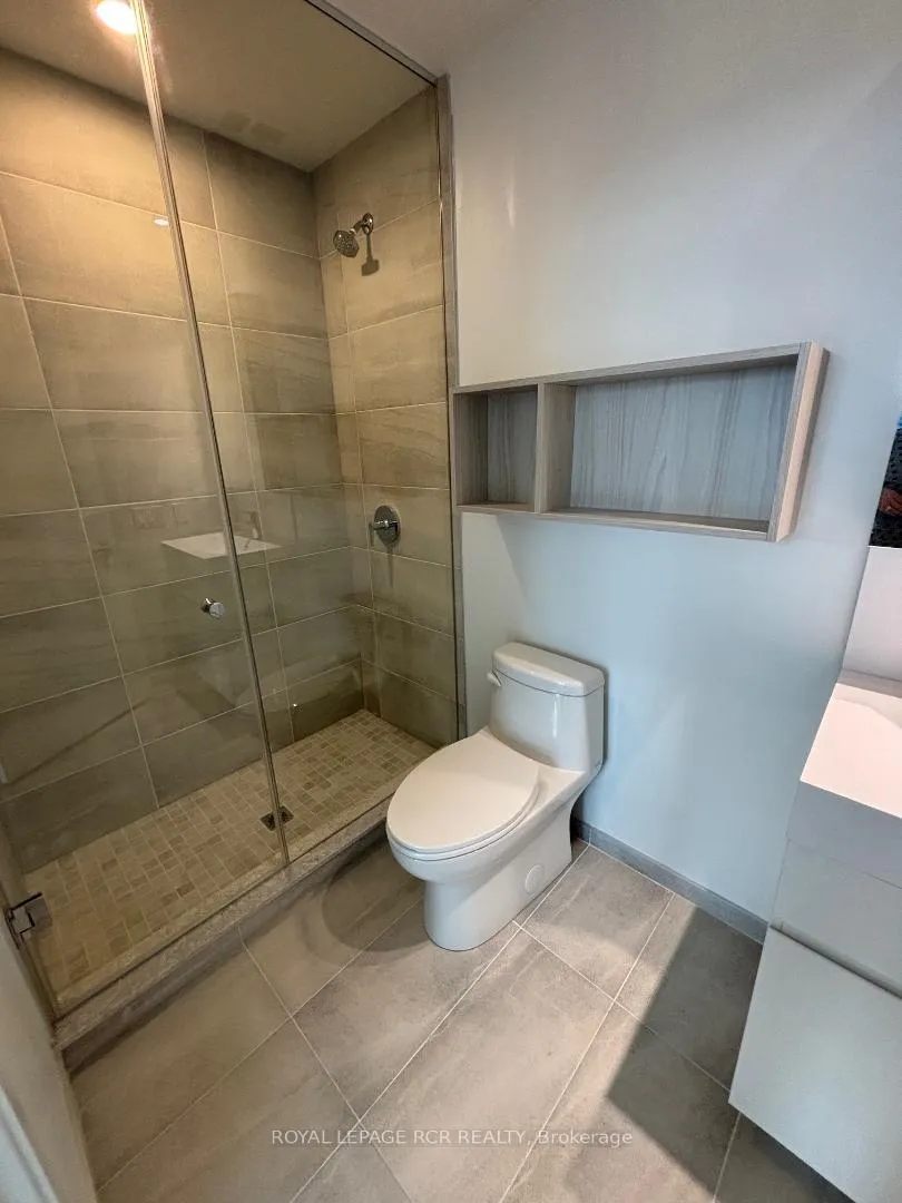 Photo 11 of Unit 2202, 39 Mary Street, Barrie, City Centre — HOMEH