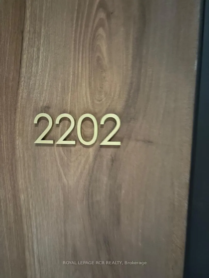 Photo 14 of Unit 2202, 39 Mary Street, Barrie, City Centre — HOMEH