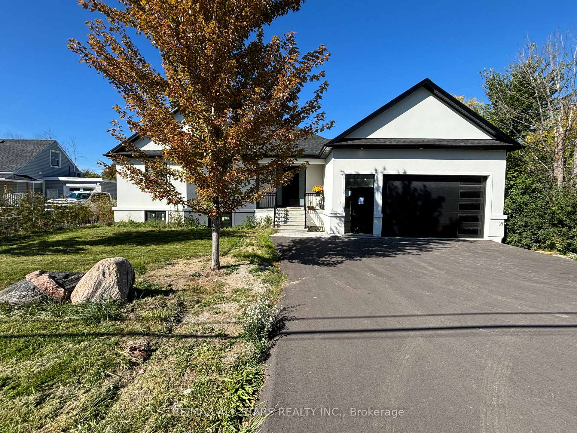 Photo 1 of Unit A, 1678 Metro Road, Georgina, Historic Lakeshore Communities — HOMEH