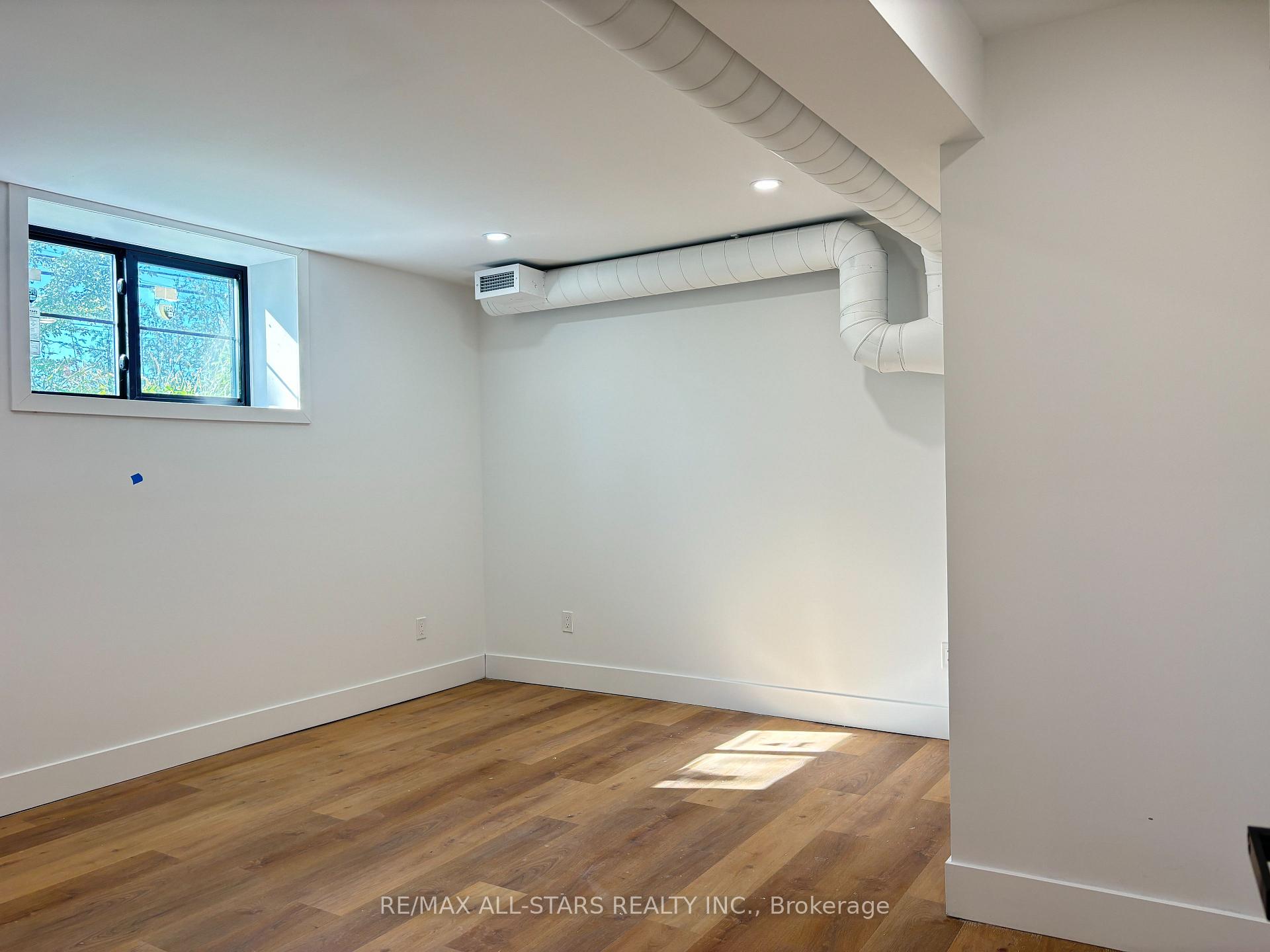 Photo 9 of Unit A, 1678 Metro Road, Georgina, Historic Lakeshore Communities — HOMEH