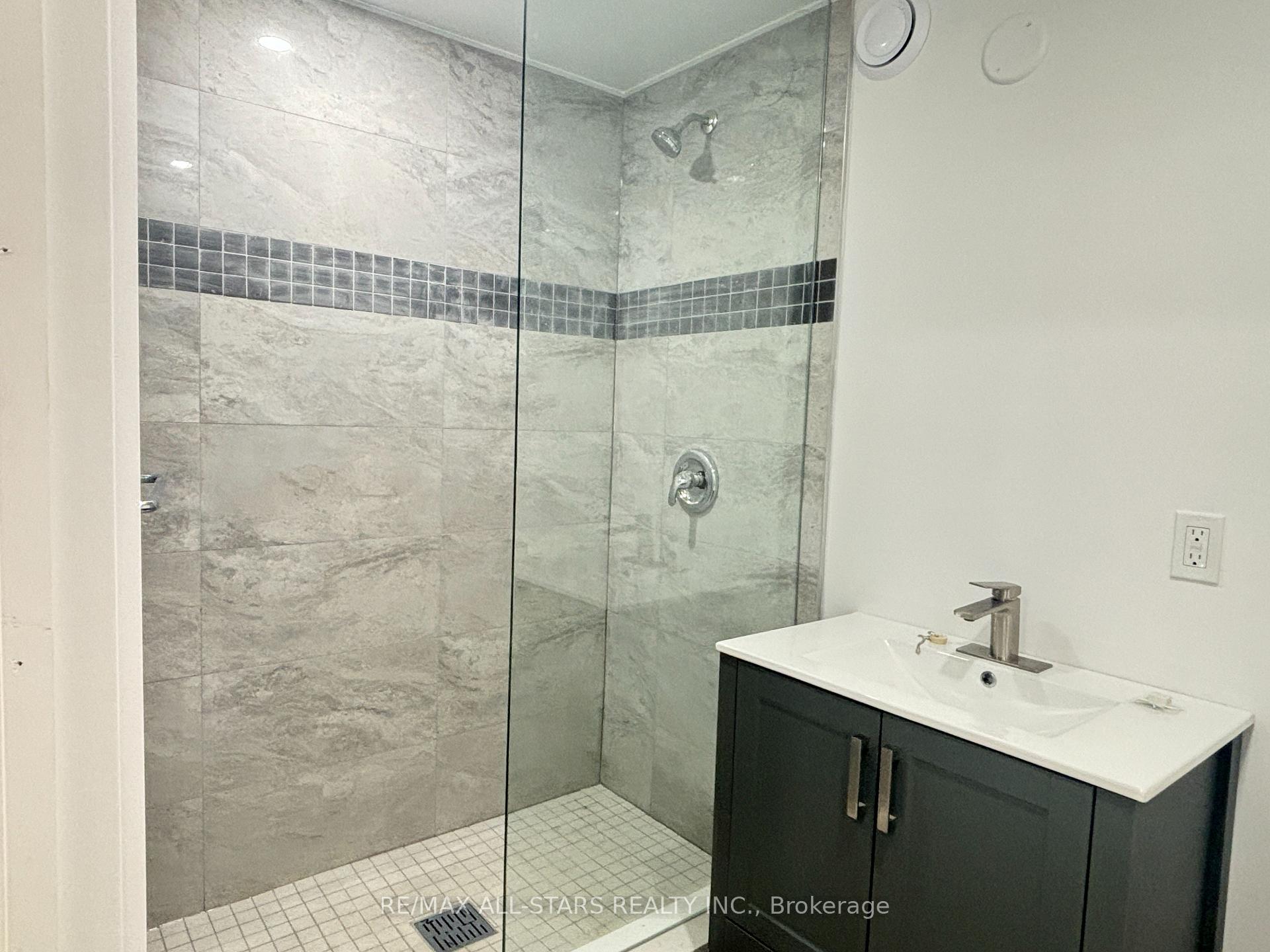 Photo 10 of Unit A, 1678 Metro Road, Georgina, Historic Lakeshore Communities — HOMEH